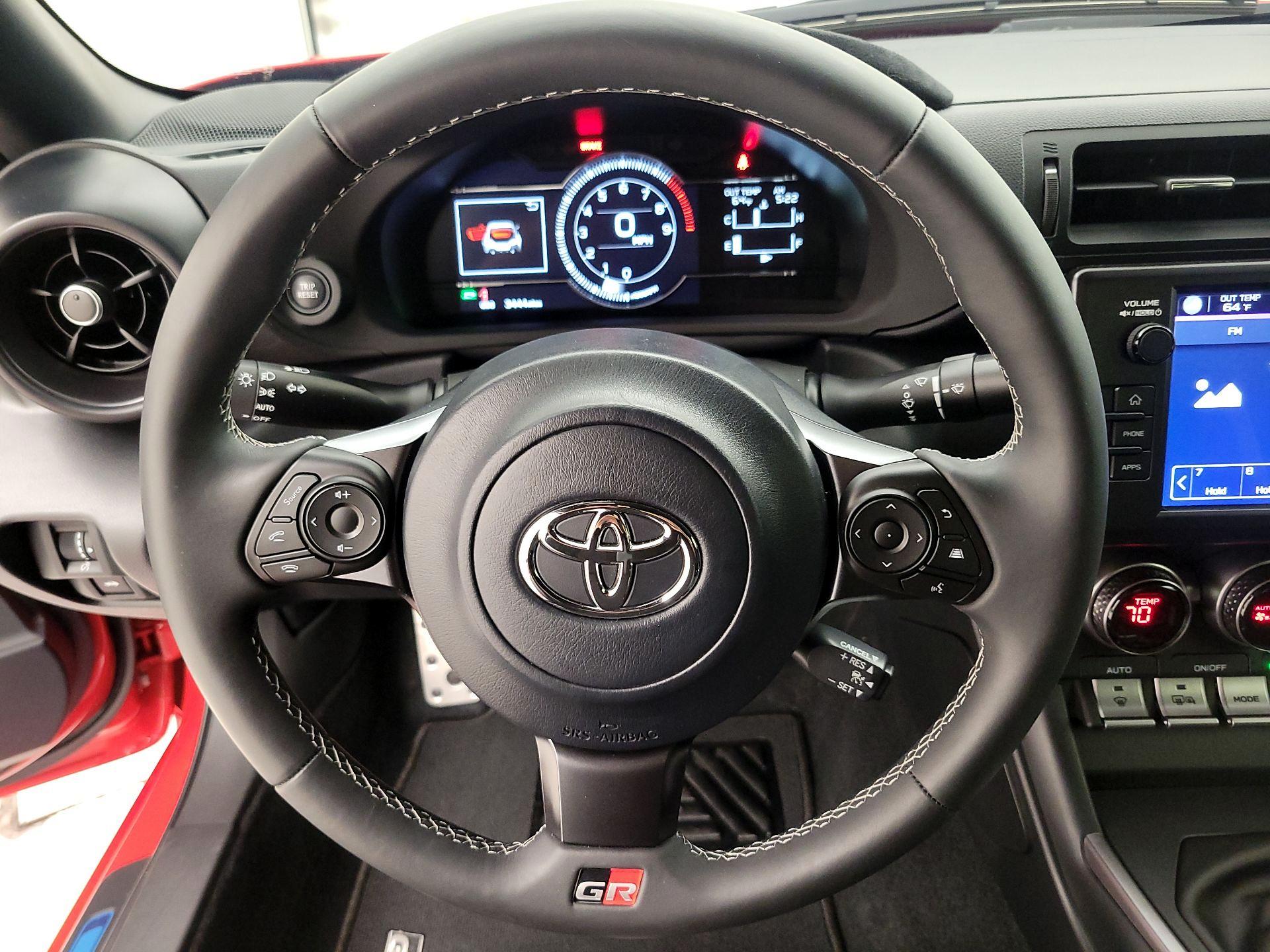 Thumbnail: 2024 Toyota GR86 - 10
