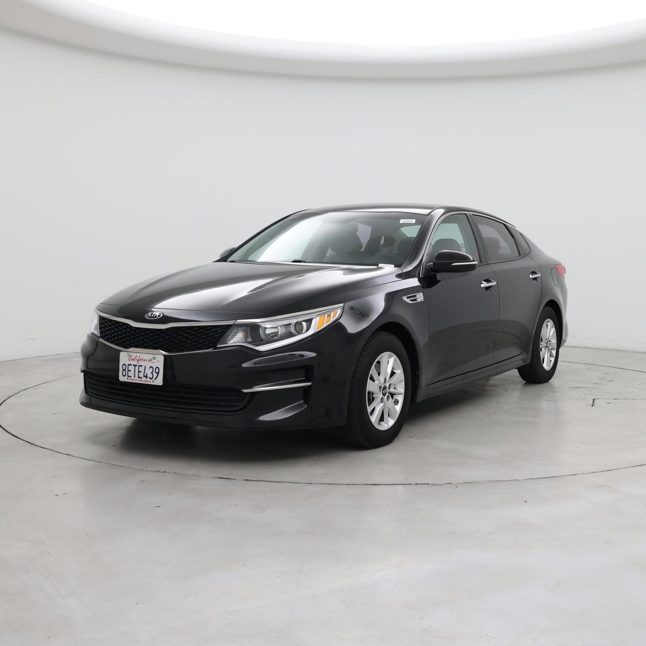 Thumbnail: 2017 Kia Optima - 4