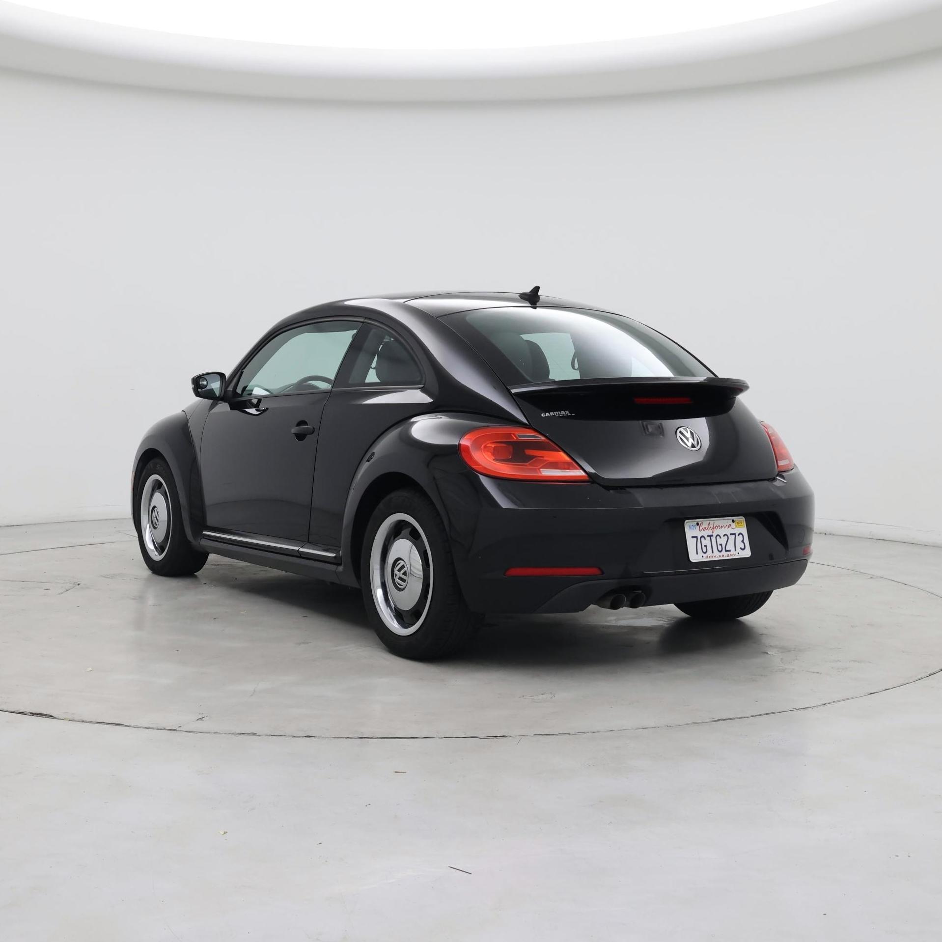 Thumbnail: 2015 Volkswagen Beetle - 2
