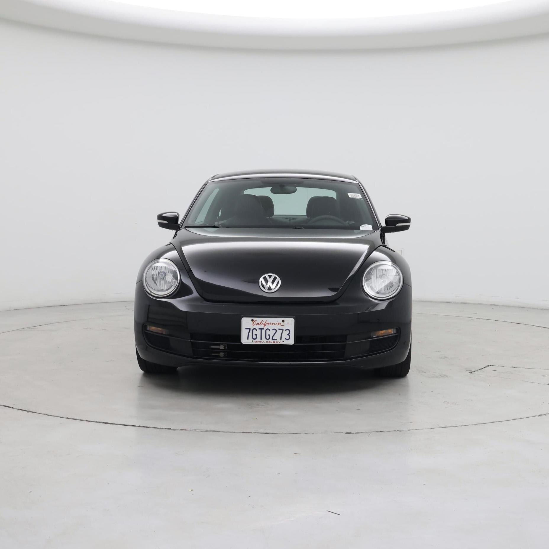 Thumbnail: 2015 Volkswagen Beetle - 5