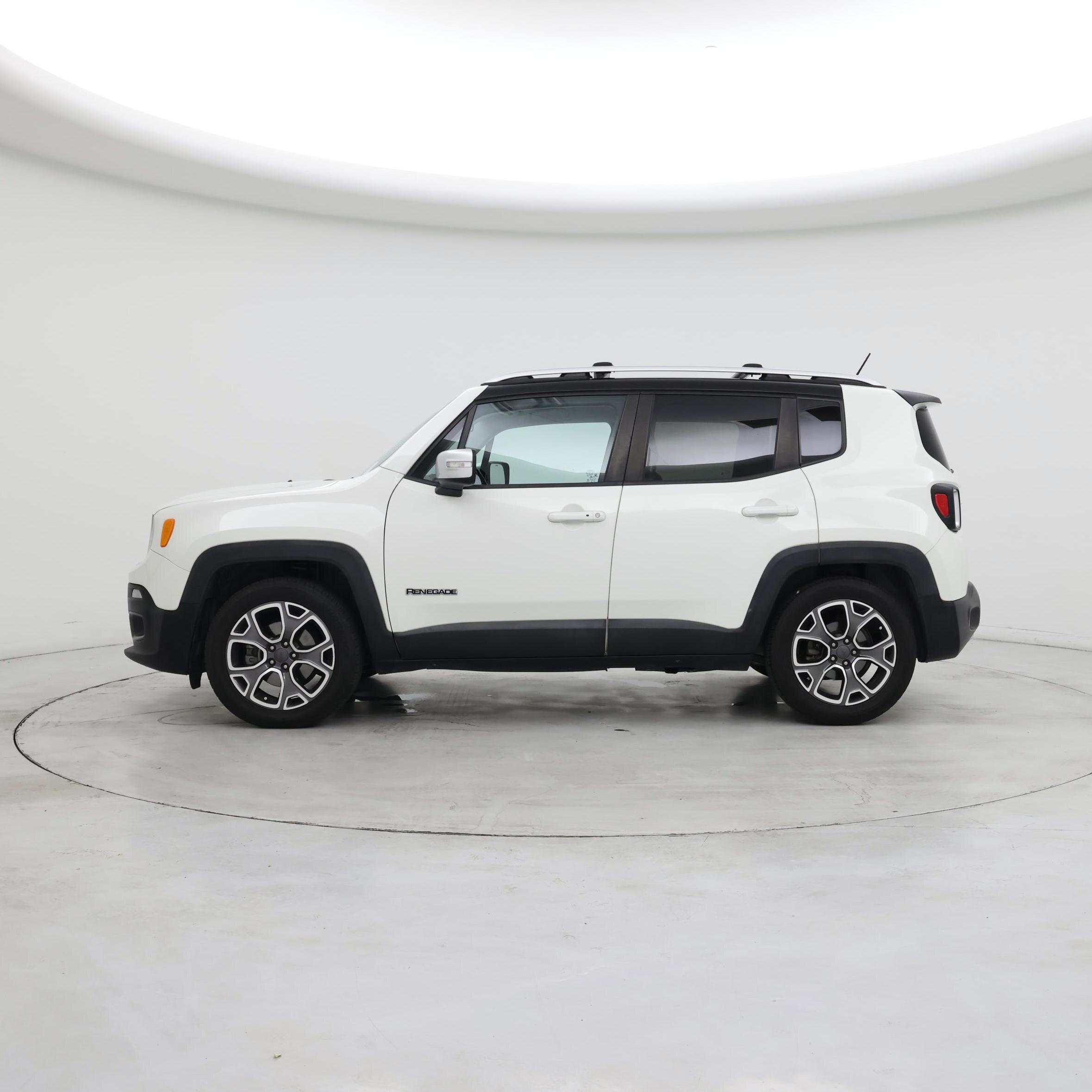 Thumbnail: 2016 Jeep Renegade - 3