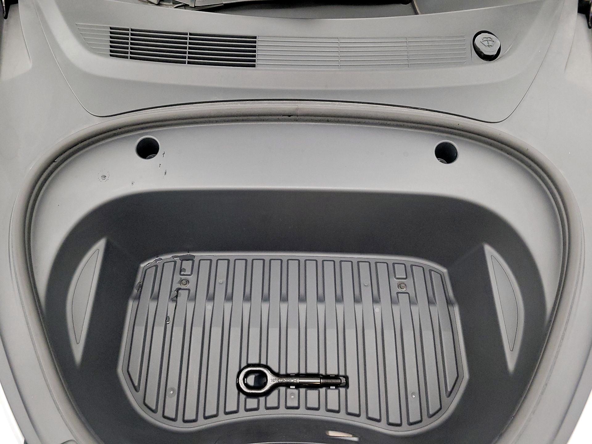 Thumbnail: 2023 Tesla Model 3 - 20