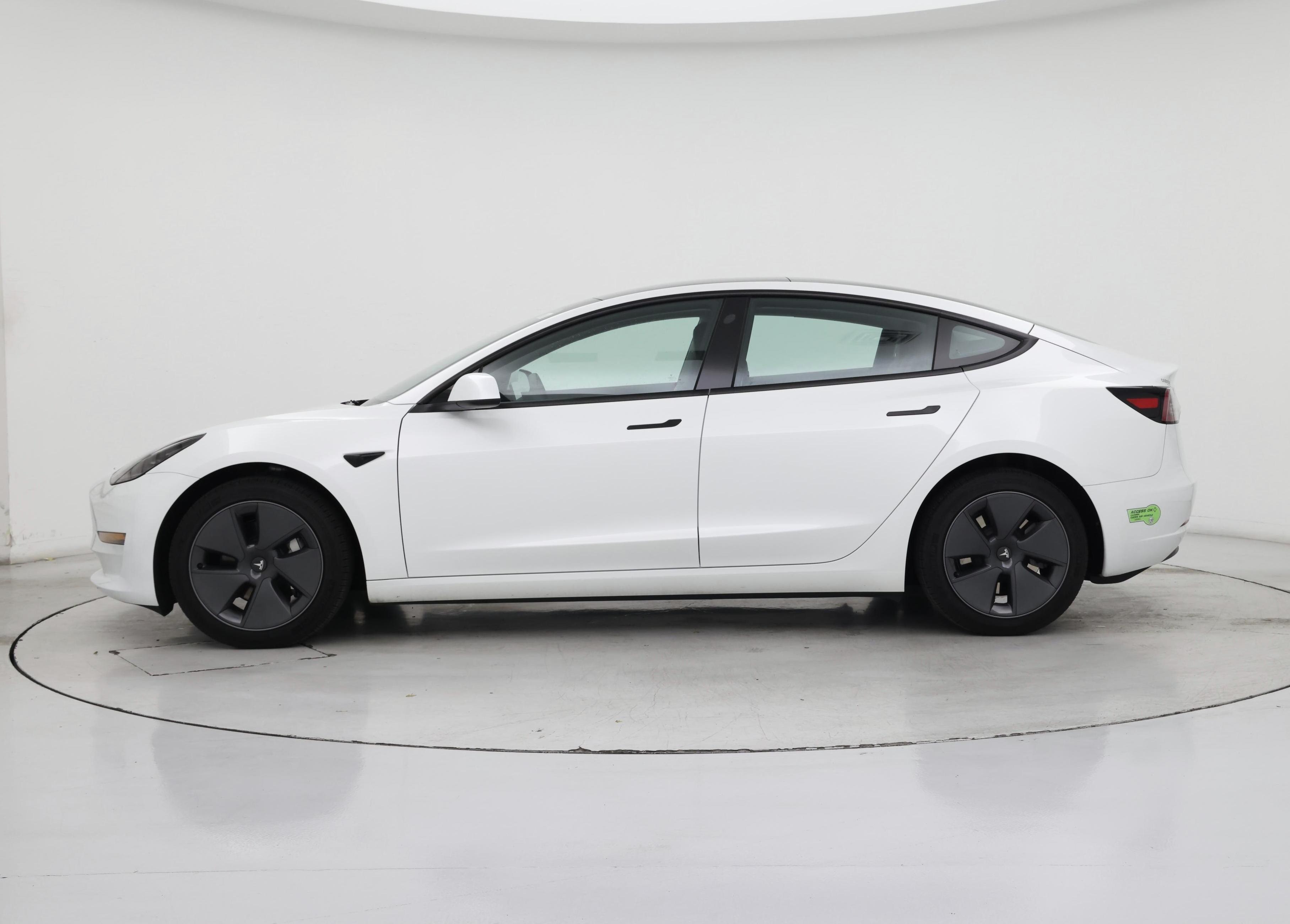 Thumbnail: 2023 Tesla Model 3 - 3