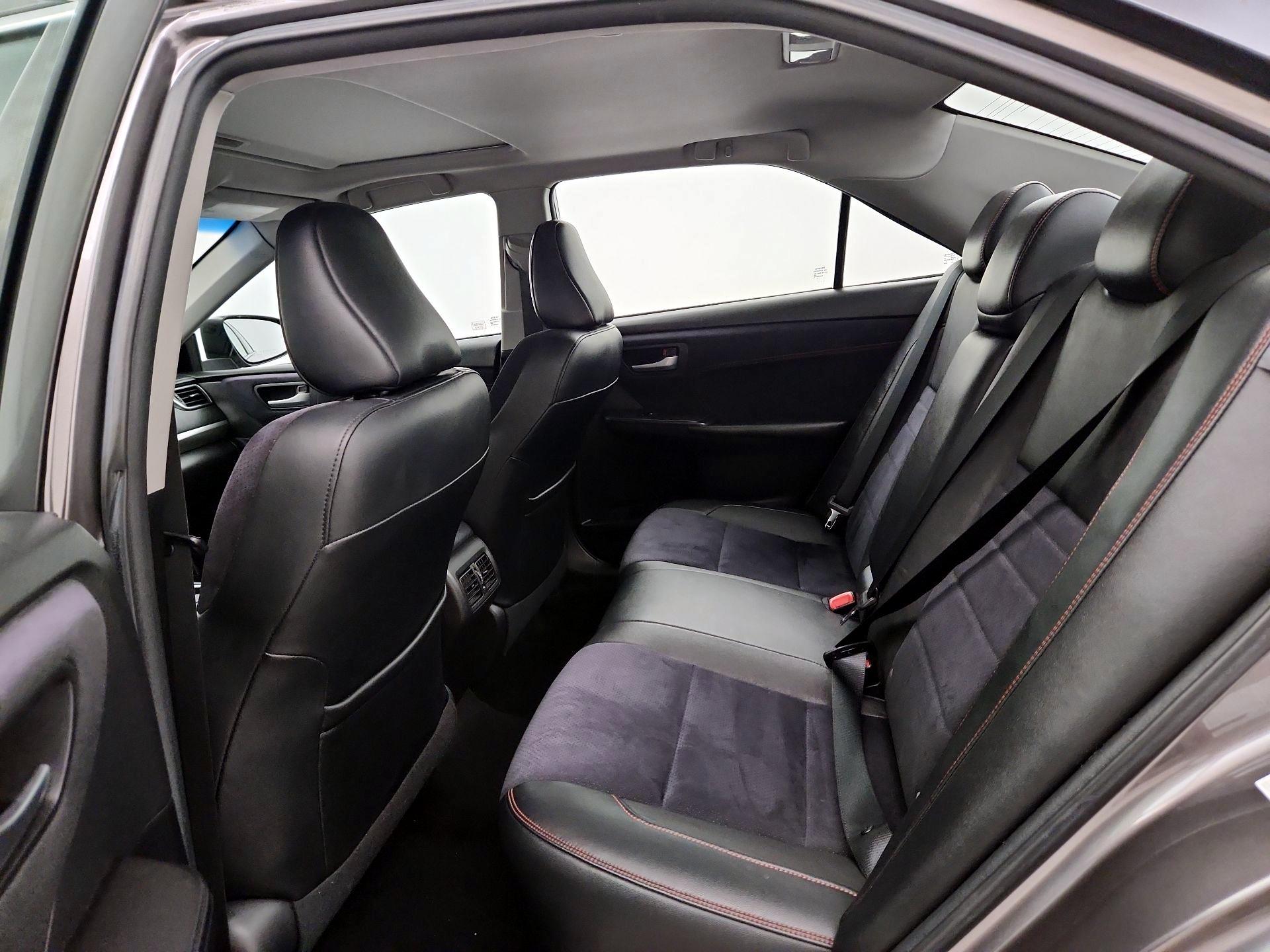 Thumbnail: 2017 Toyota Camry - 20