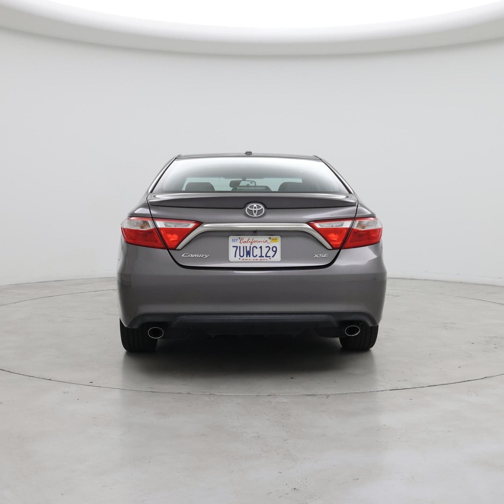 Thumbnail: 2017 Toyota Camry - 6
