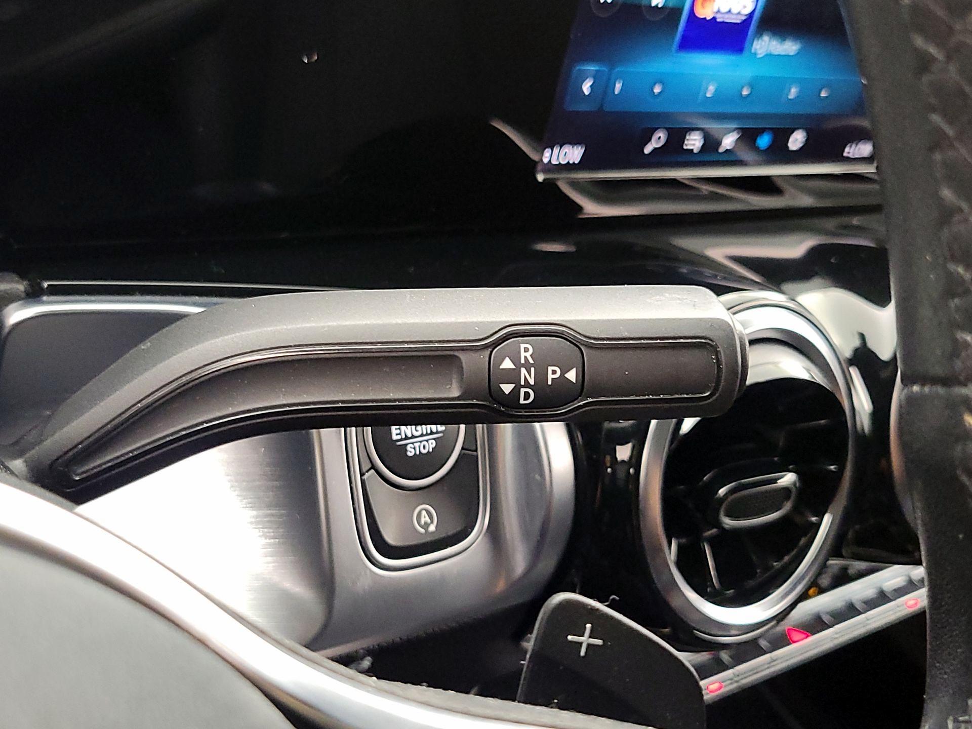 Thumbnail: 2021 Mercedes-Benz GLB - 17