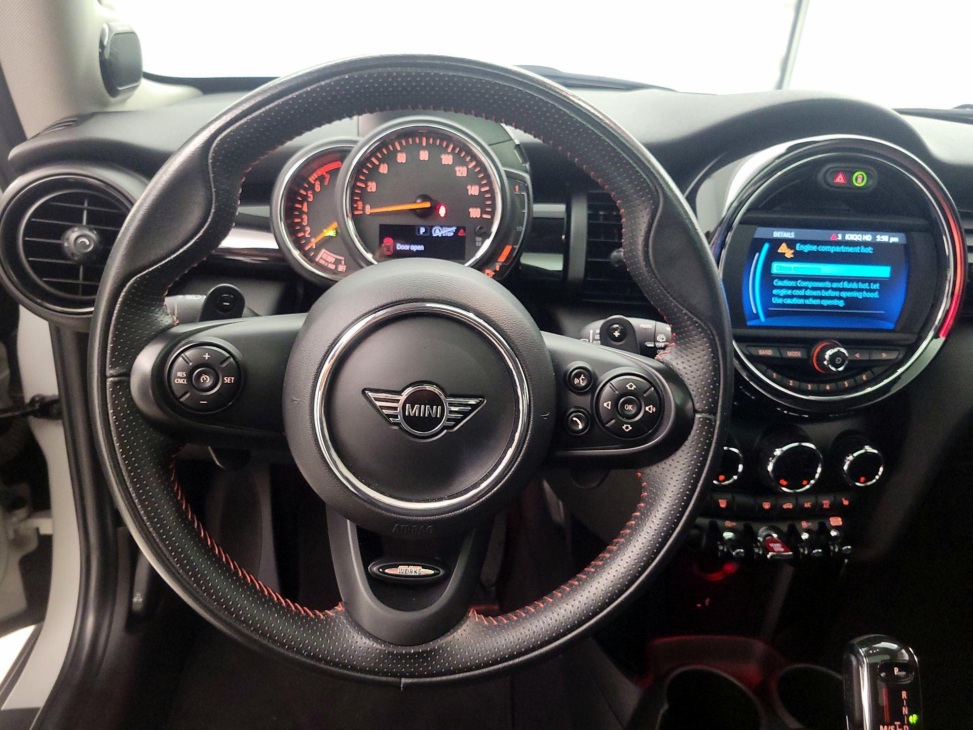 Thumbnail: 2020 MINI Cooper Hardtop - 10