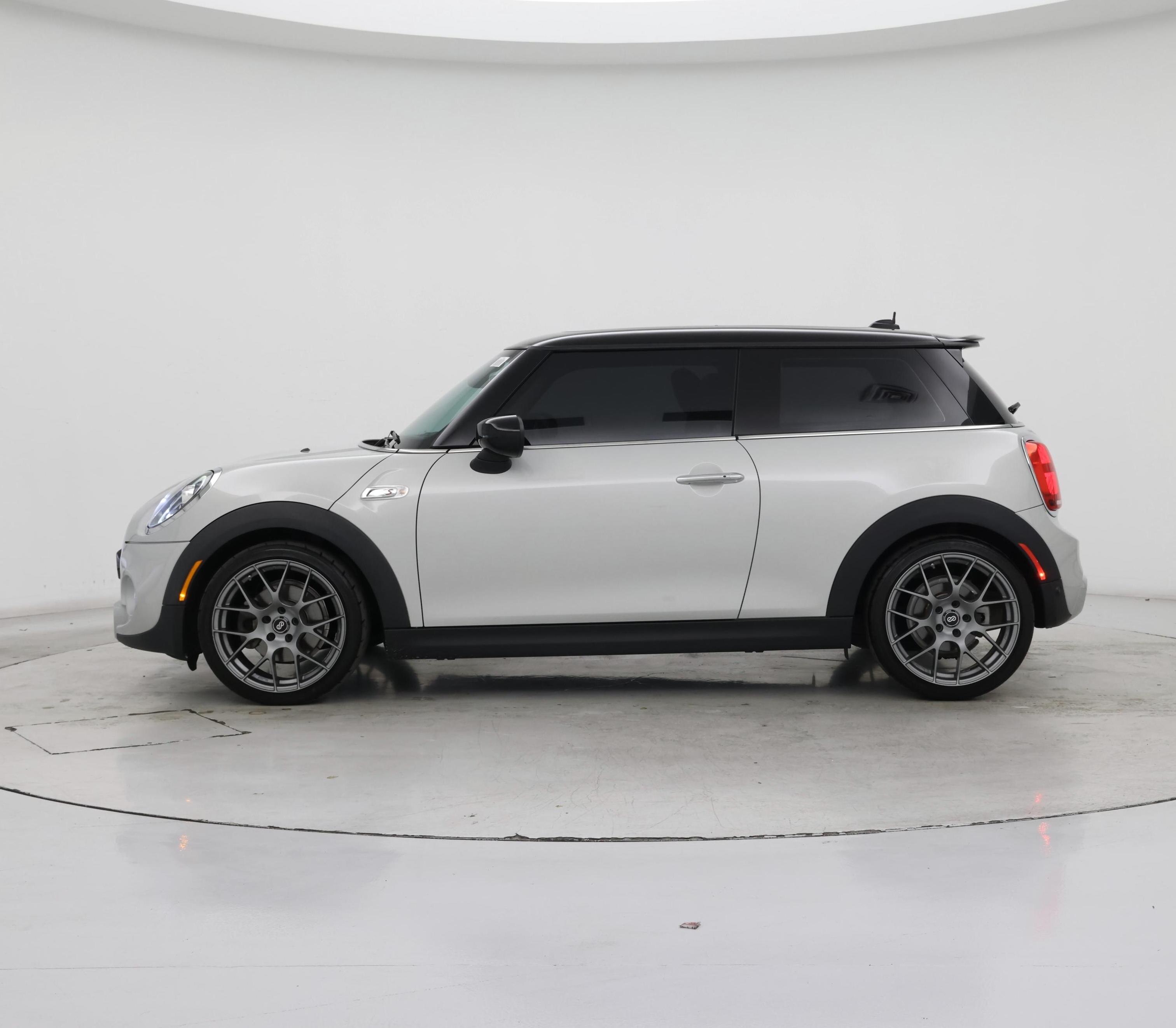 Thumbnail: 2020 MINI Cooper Hardtop - 3