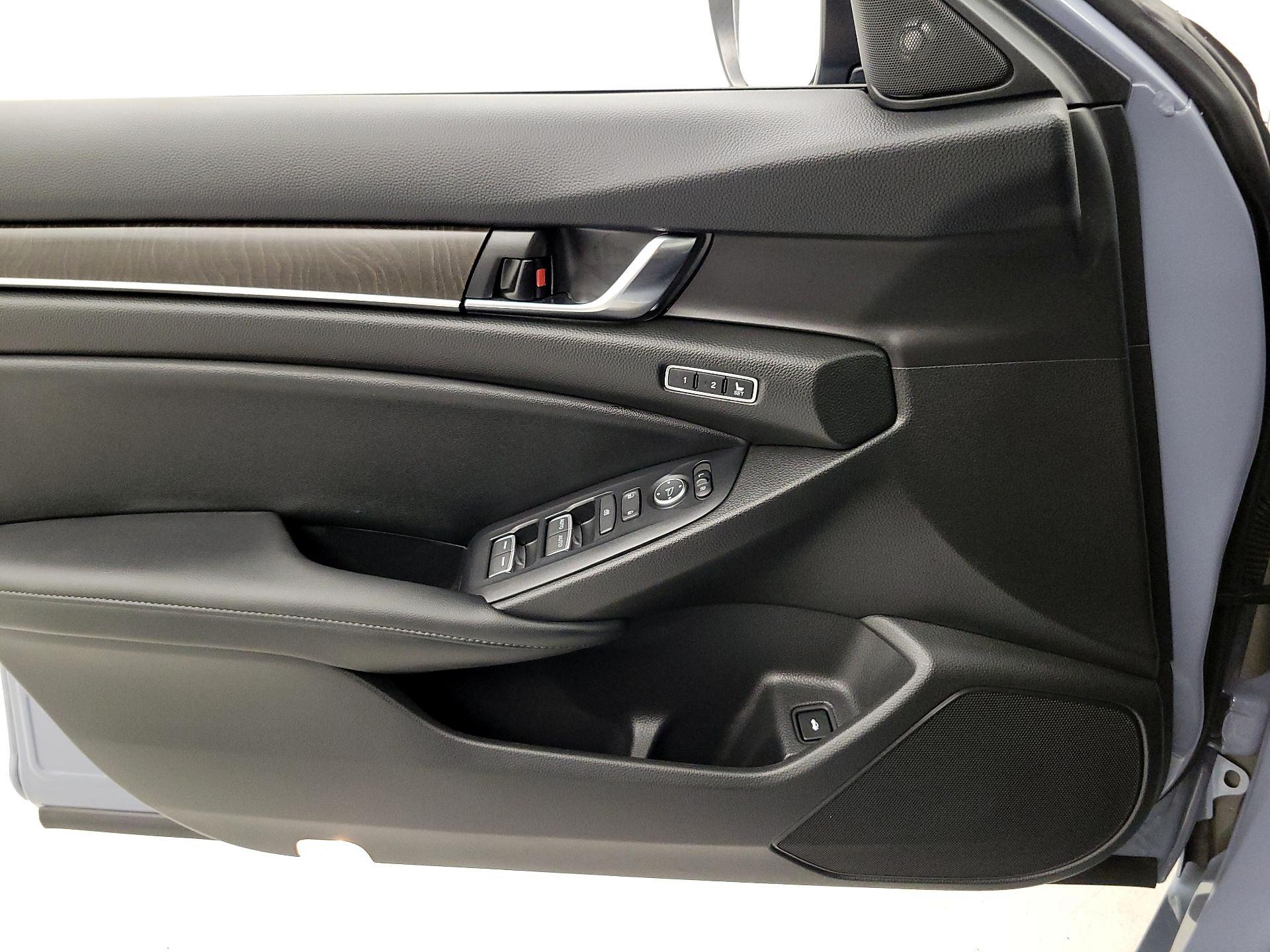 Thumbnail: 2022 Honda Accord - 12
