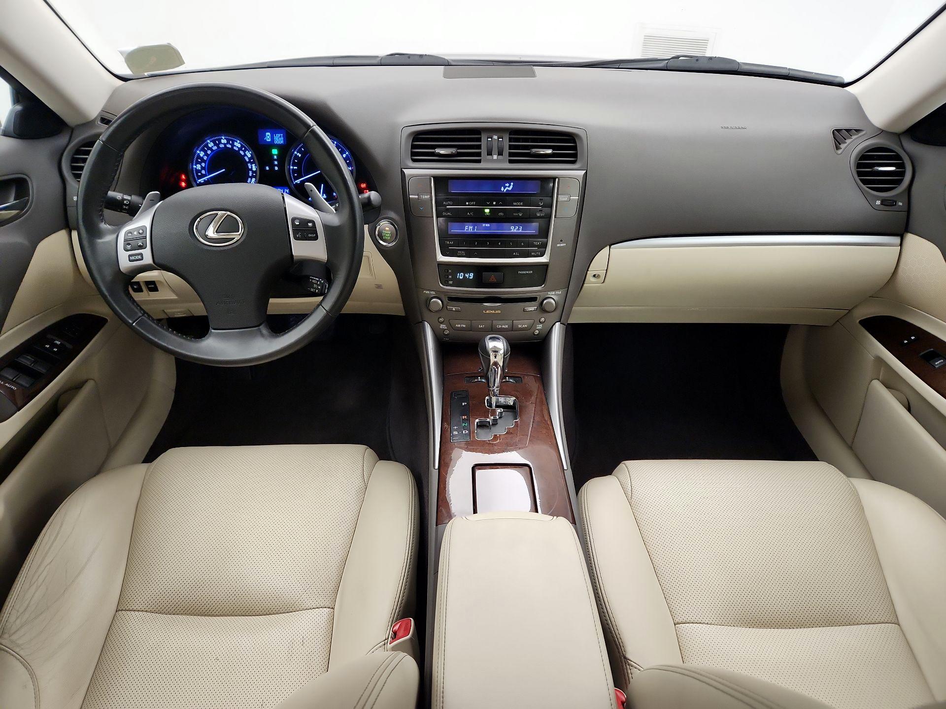 Thumbnail: 2013 Lexus IS - 9