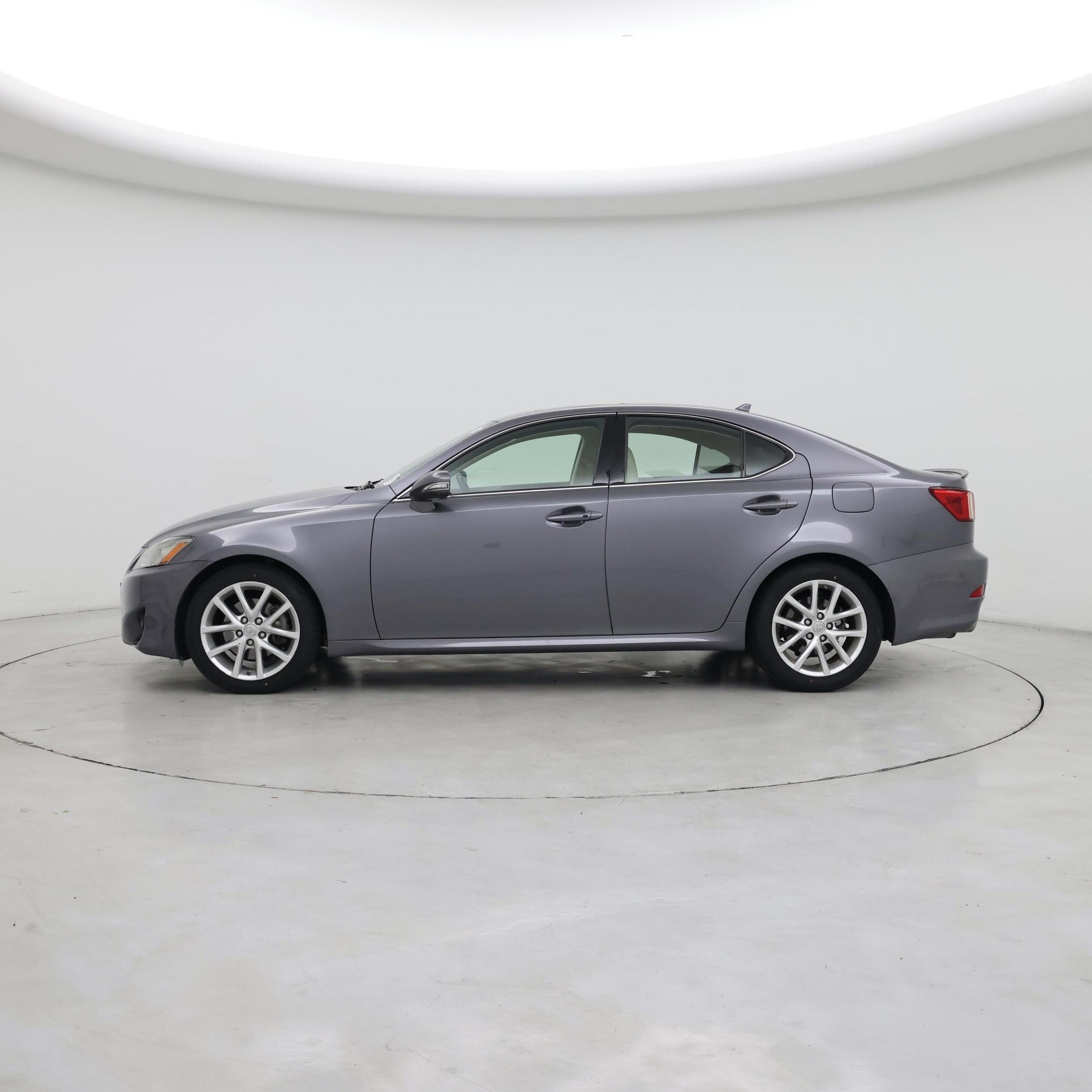 Thumbnail: 2013 Lexus IS - 3