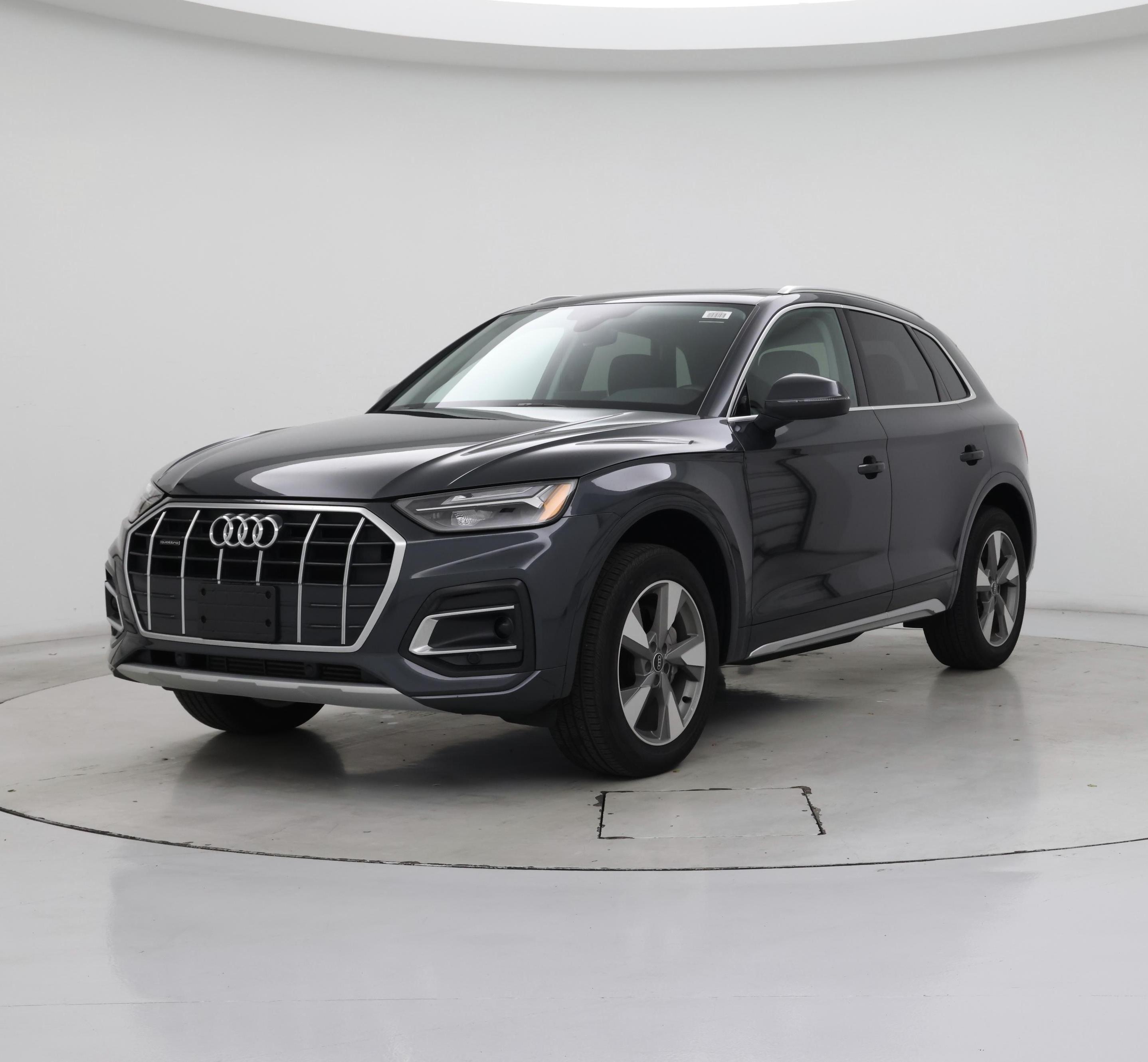 Thumbnail: 2023 Audi Q5 - 4