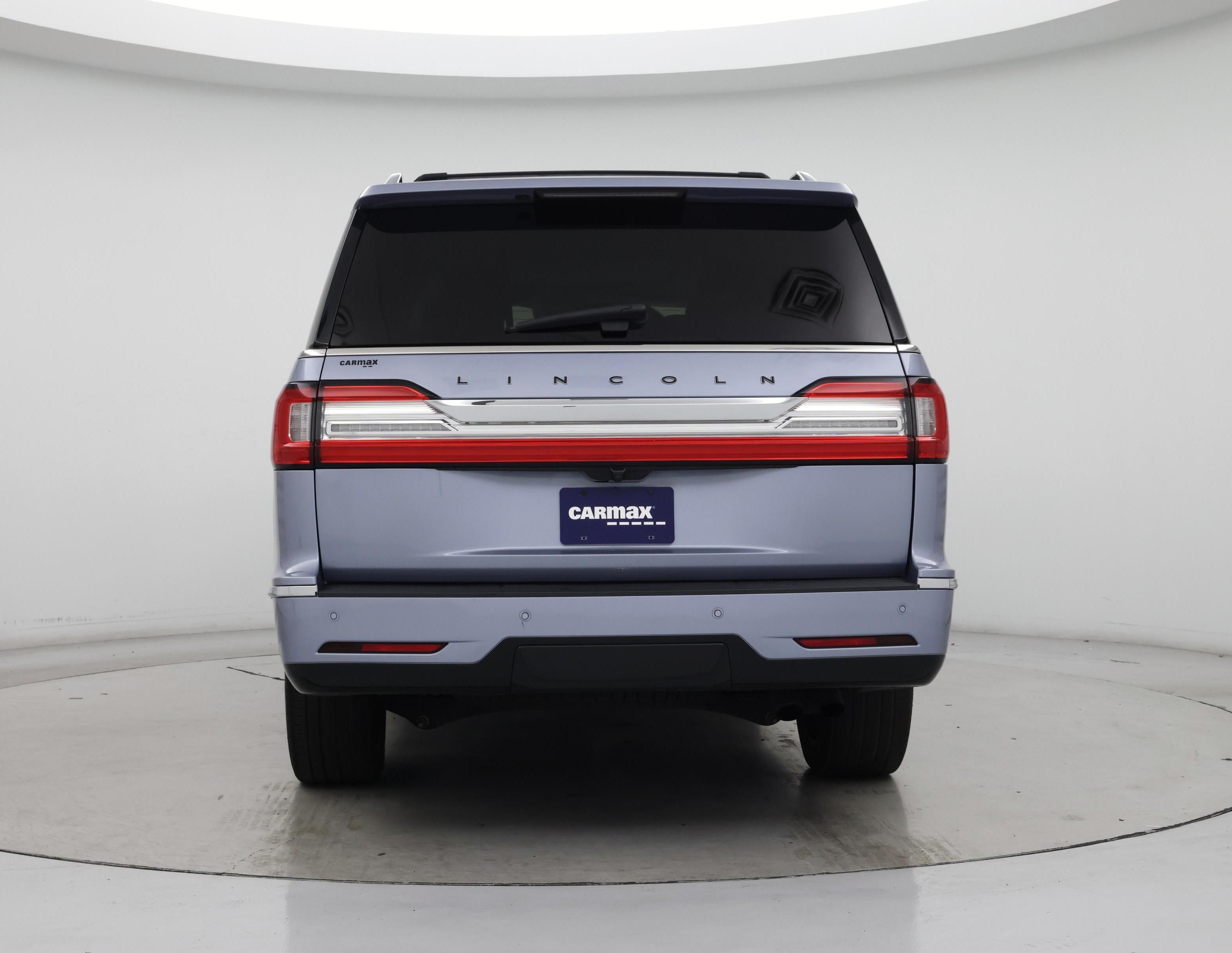 Thumbnail: 2020 Lincoln Navigator L - 6