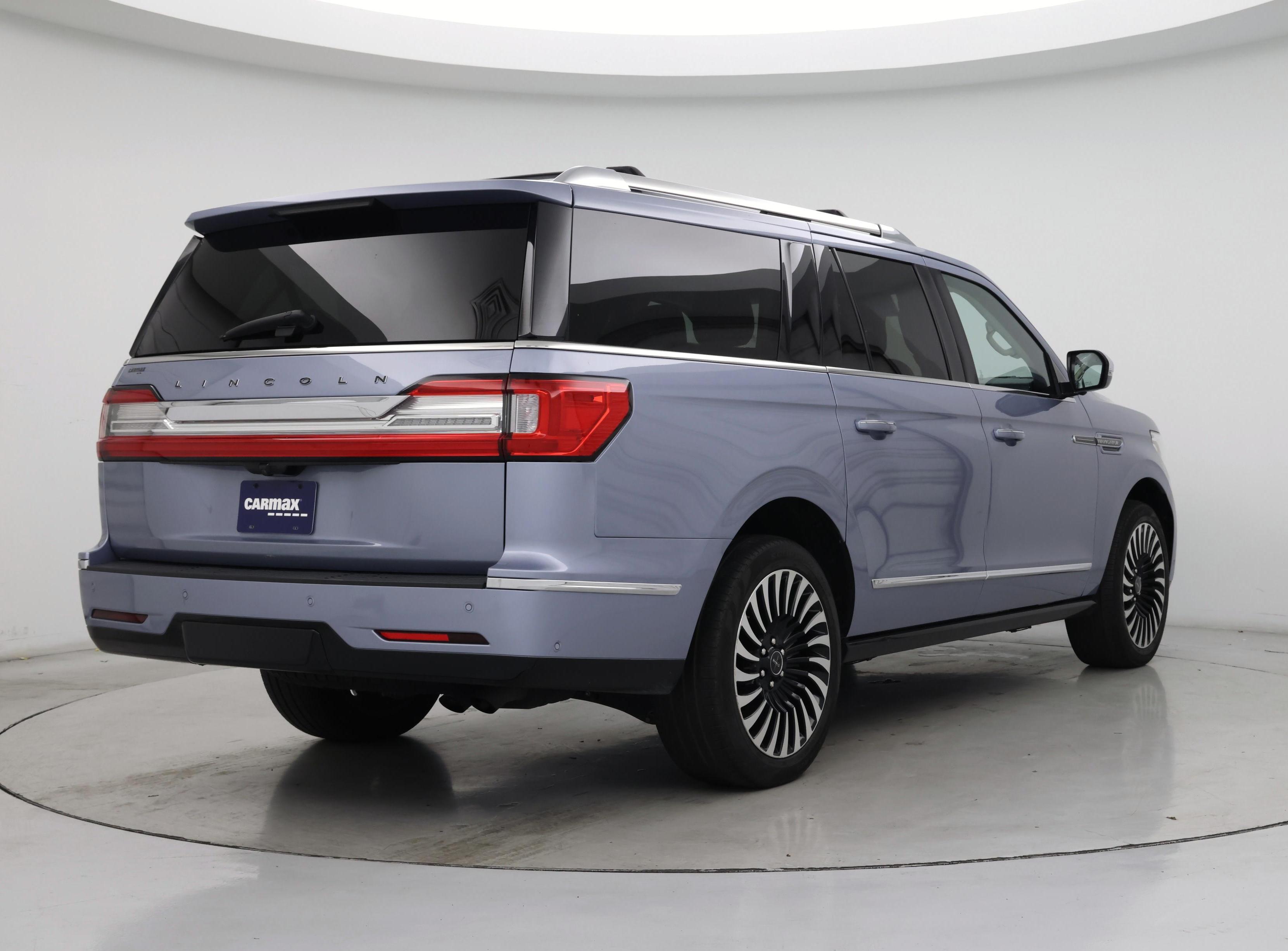 Thumbnail: 2020 Lincoln Navigator L - 8