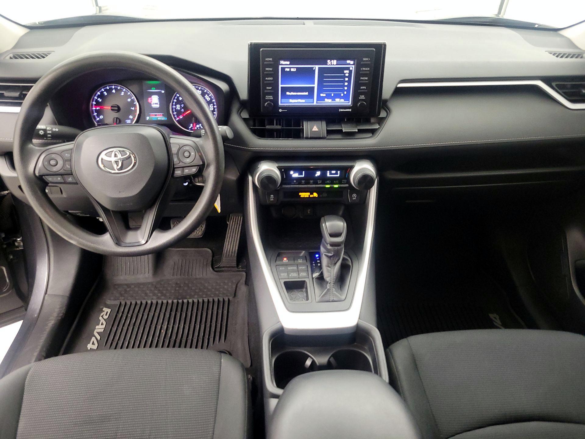 Thumbnail: 2020 Toyota RAV4 - 9