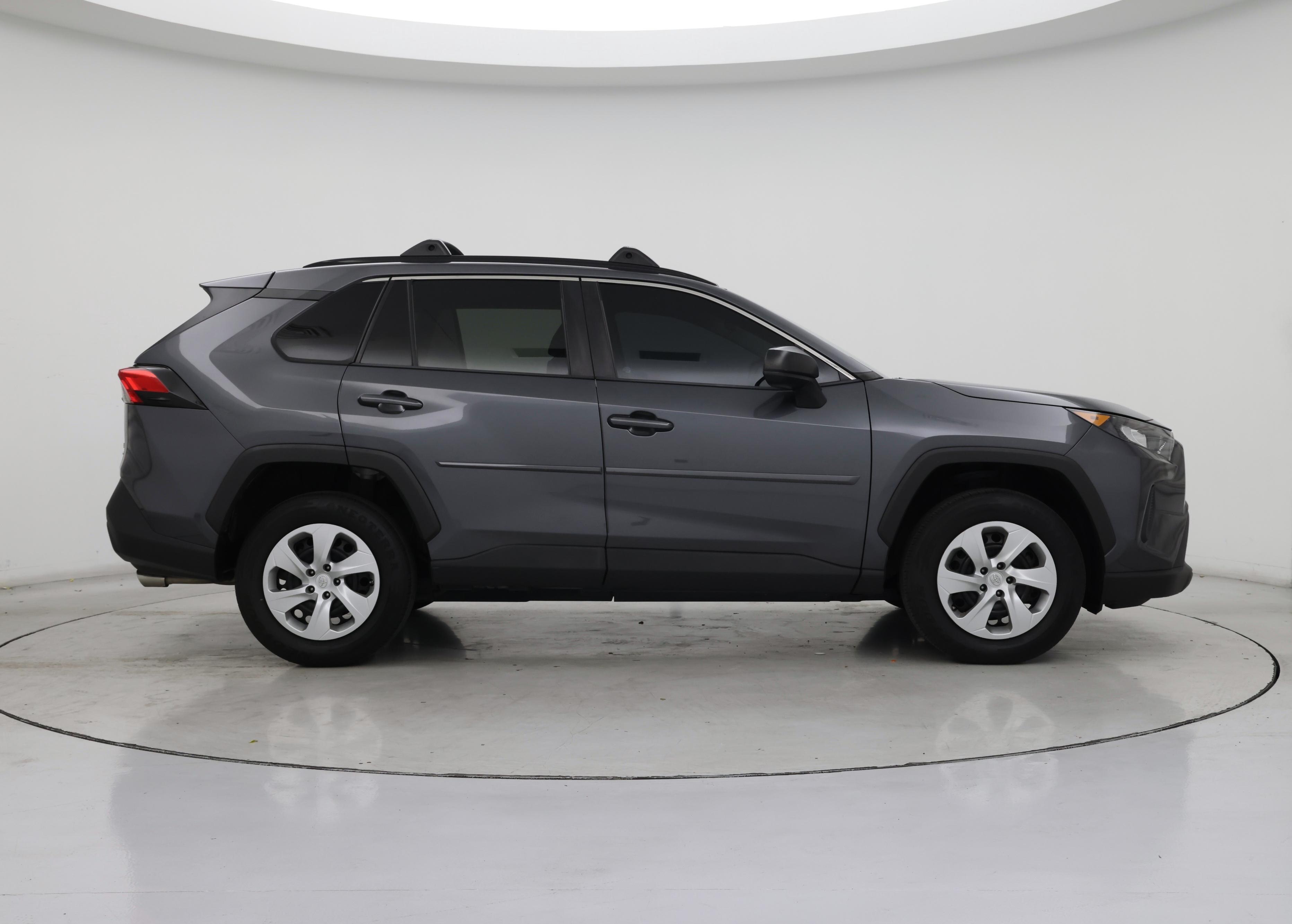 Thumbnail: 2020 Toyota RAV4 - 7