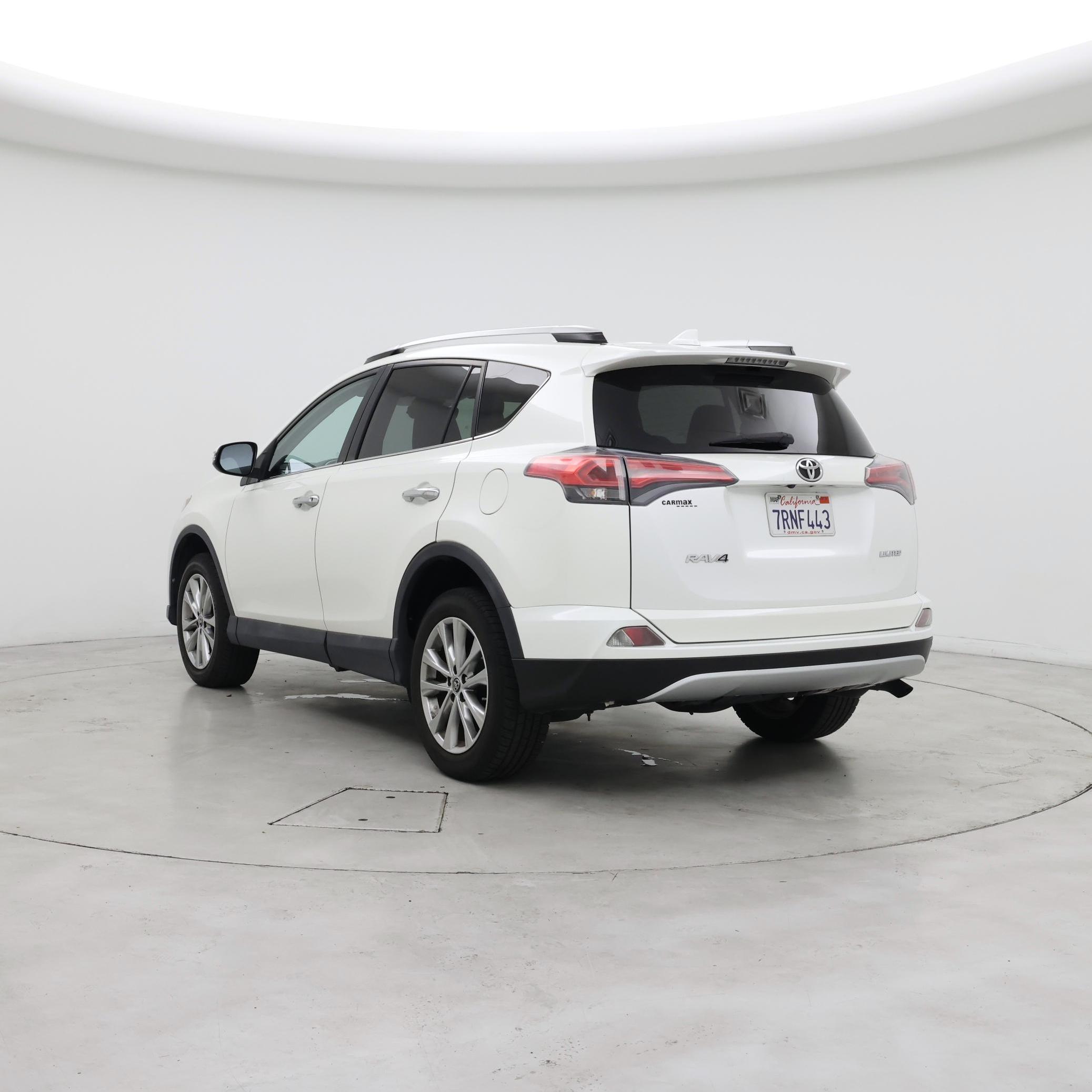 Thumbnail: 2016 Toyota RAV4 - 2