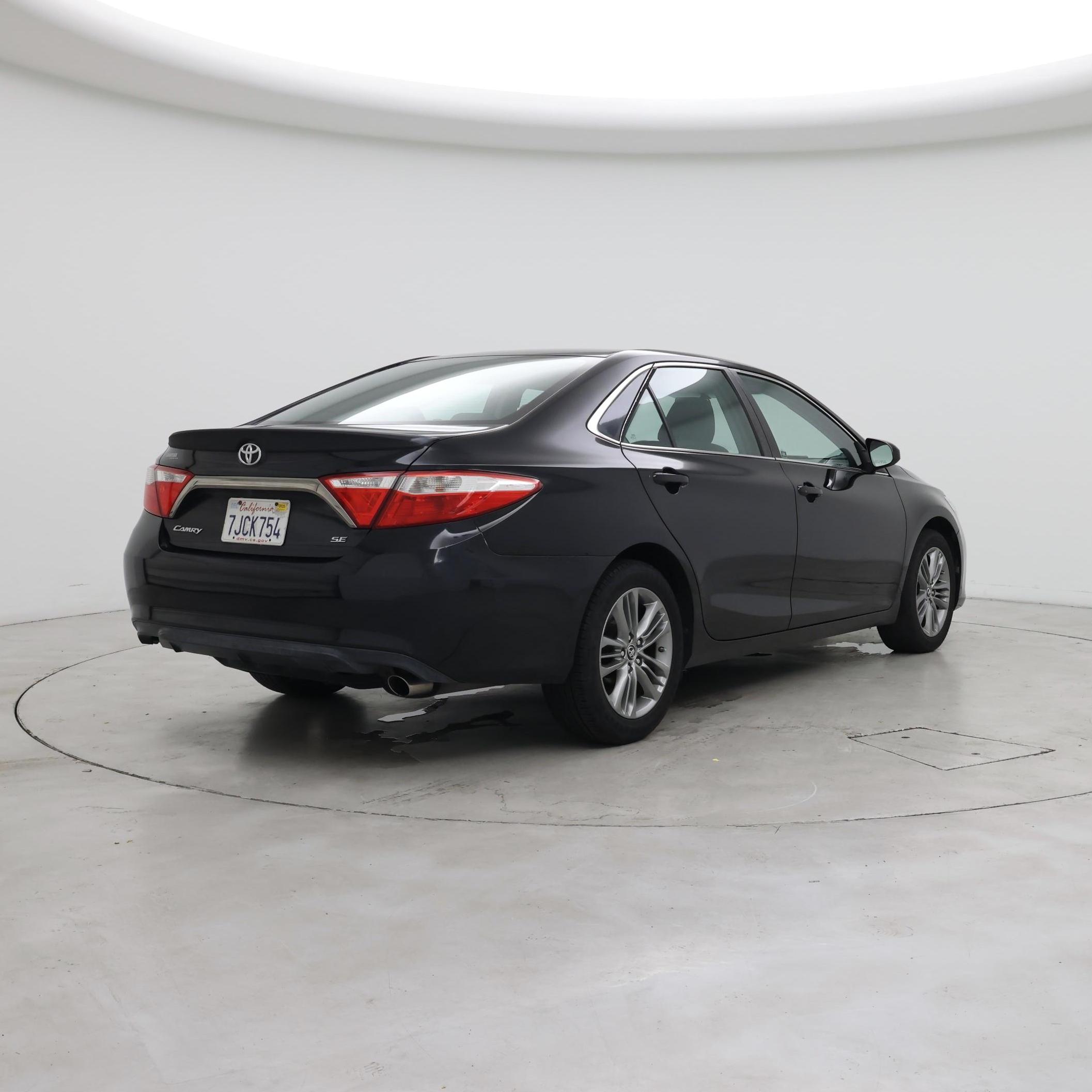 Thumbnail: 2015 Toyota Camry - 8