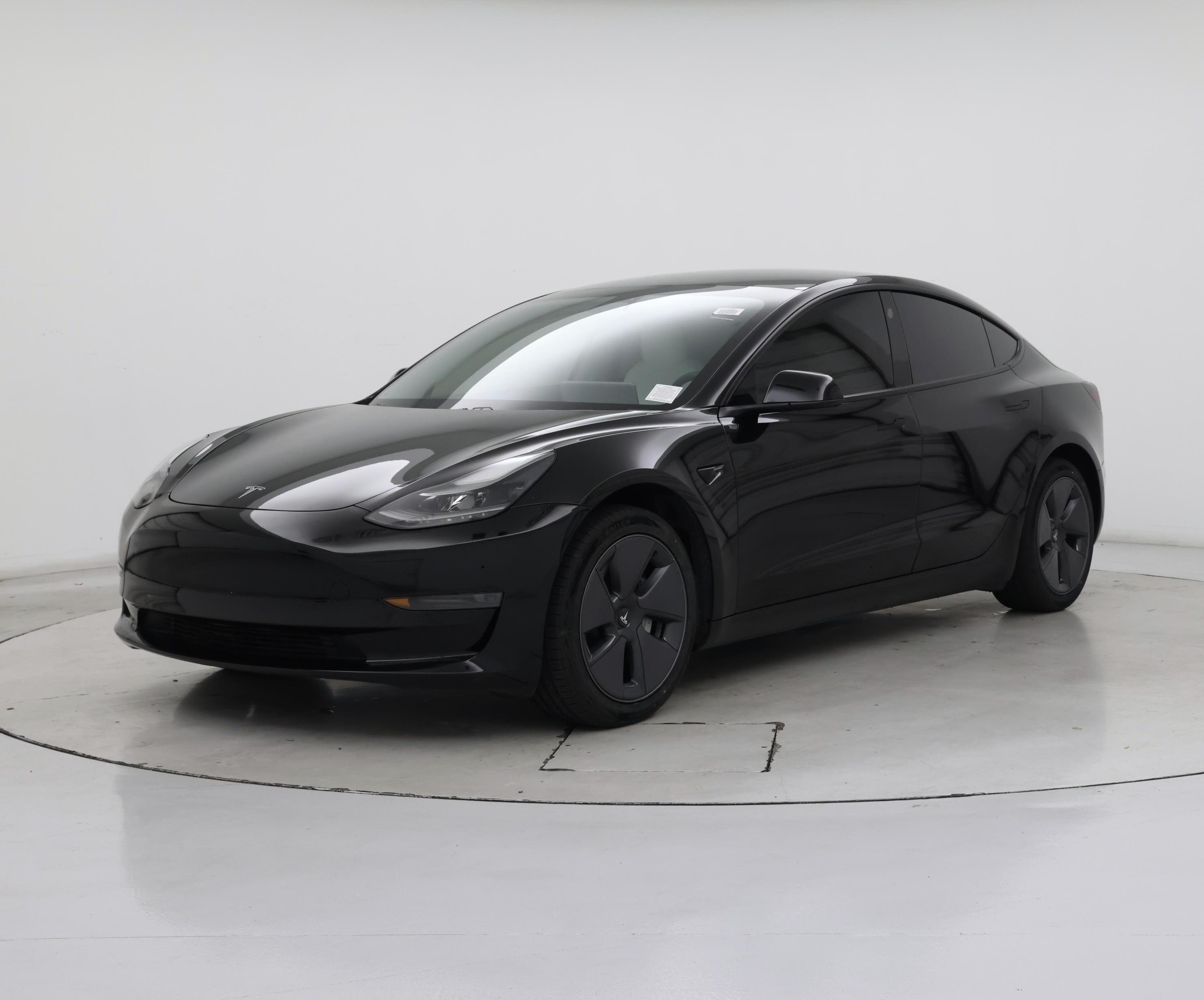 Thumbnail: 2021 Tesla Model 3 - 4