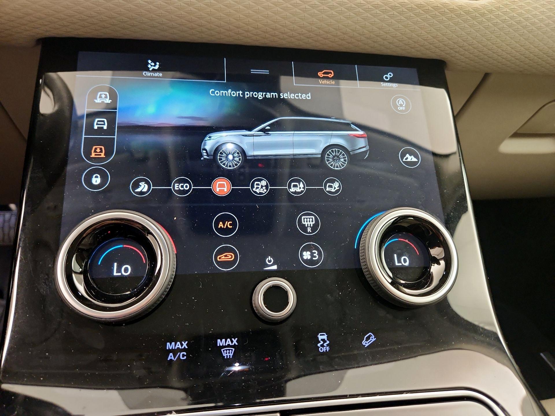 Thumbnail: 2018 Land Rover Range Rover Velar - 17