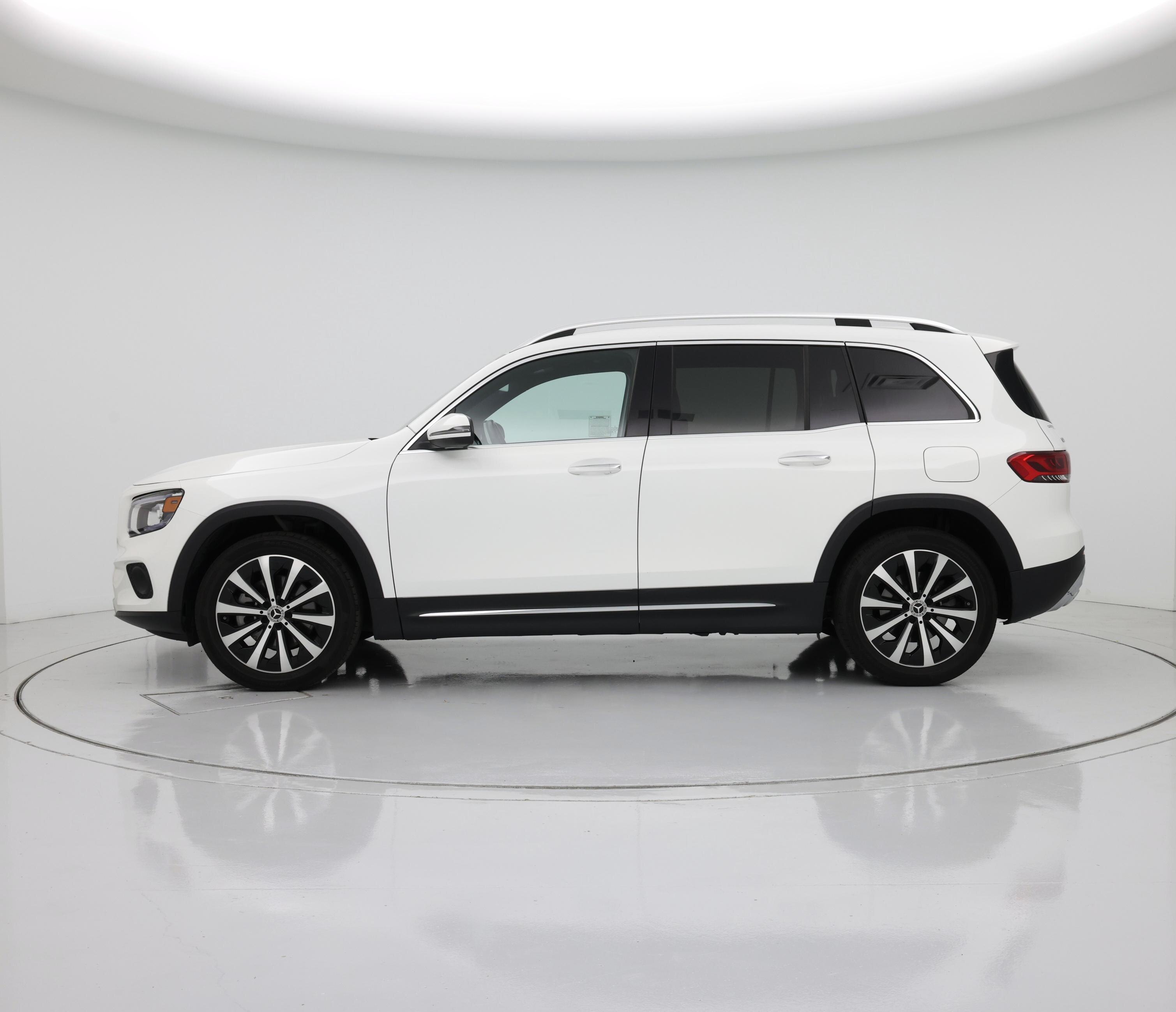 Thumbnail: 2023 Mercedes-Benz GLB - 3