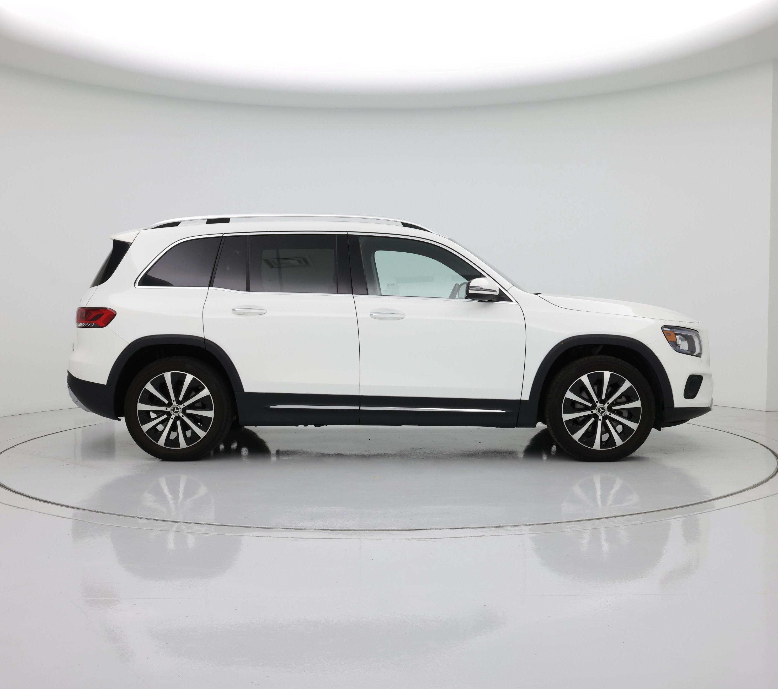 Thumbnail: 2023 Mercedes-Benz GLB - 7