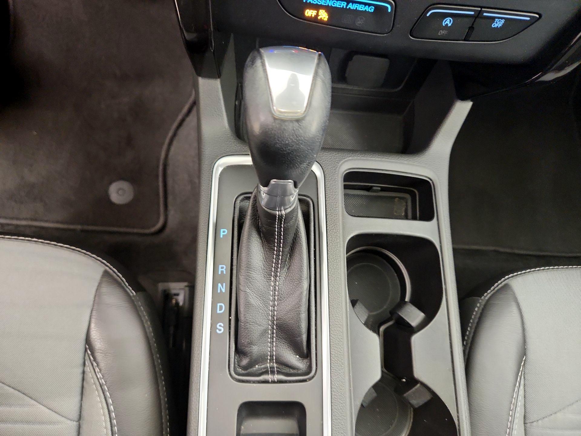 Thumbnail: 2017 Ford Escape - 17