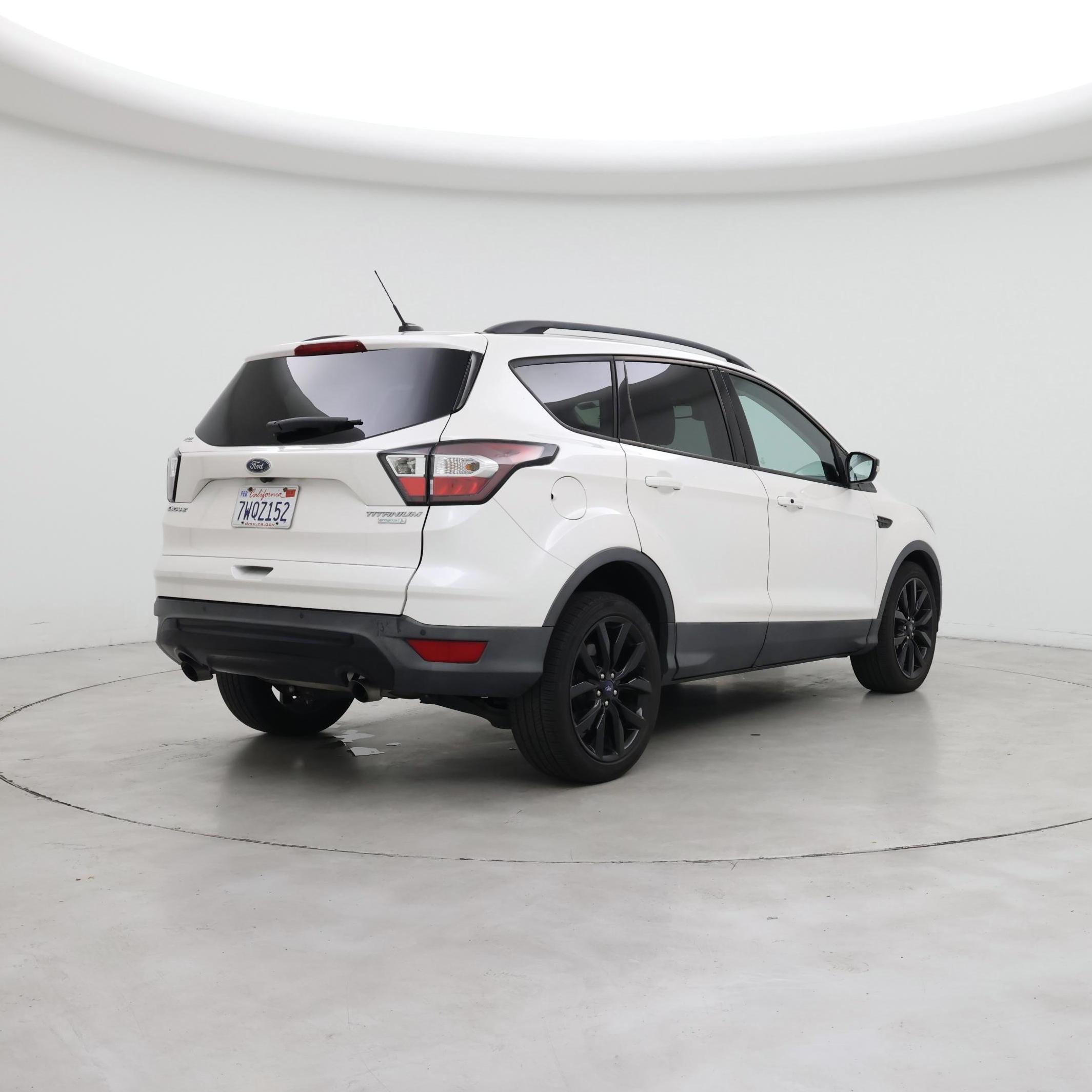 Thumbnail: 2017 Ford Escape - 8