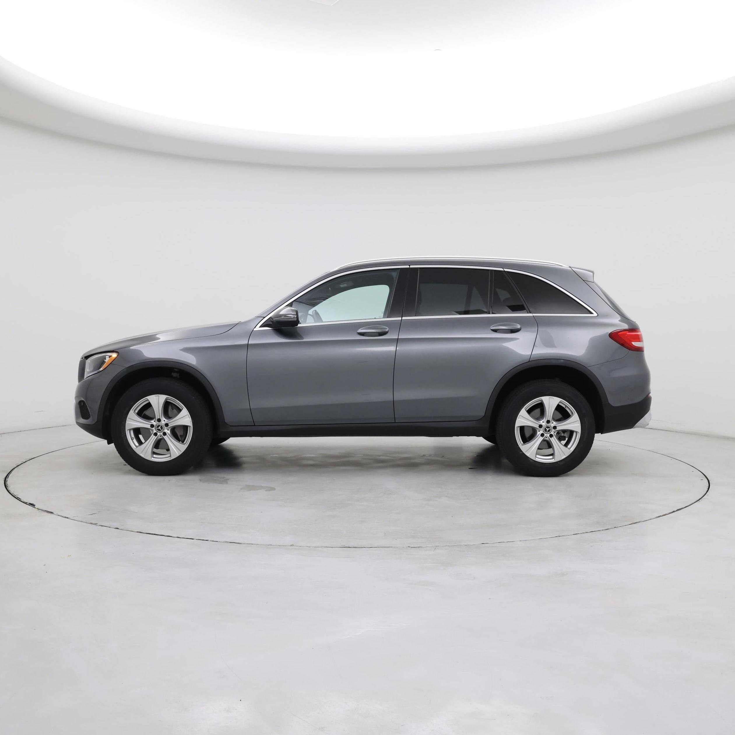 Thumbnail: 2017 Mercedes-Benz GLC - 3