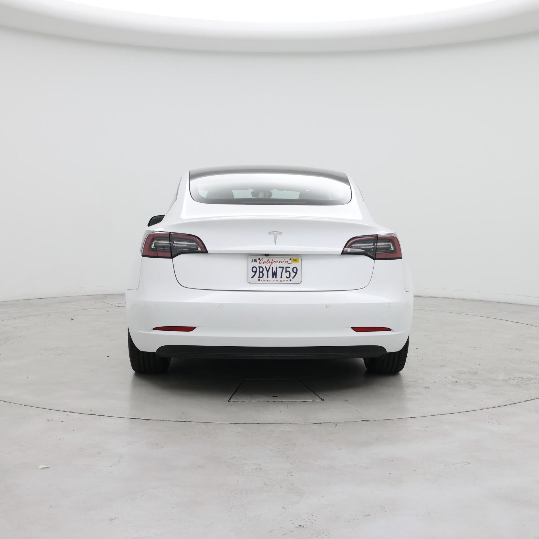 Thumbnail: 2022 Tesla Model 3 - 6