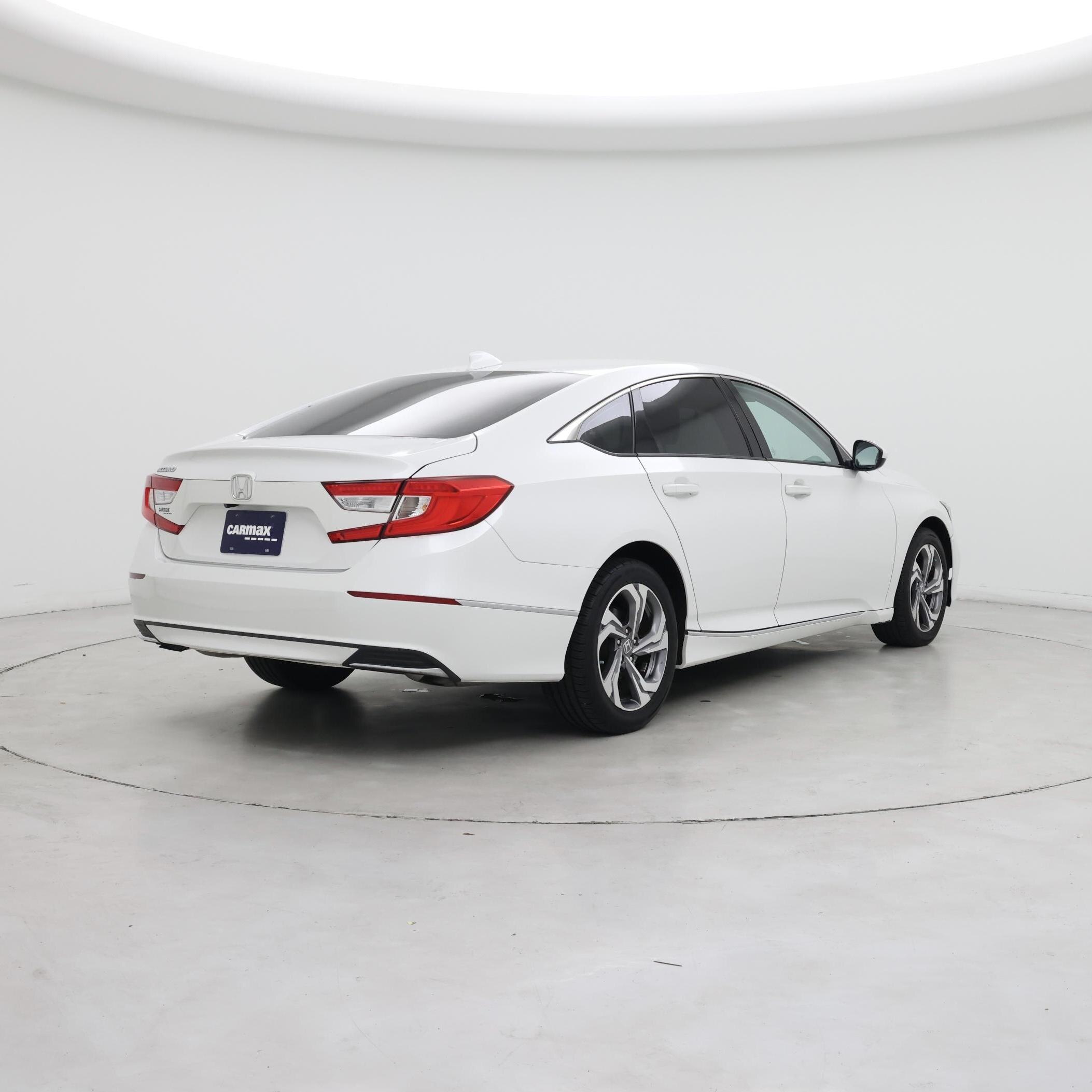Thumbnail: 2018 Honda Accord - 8