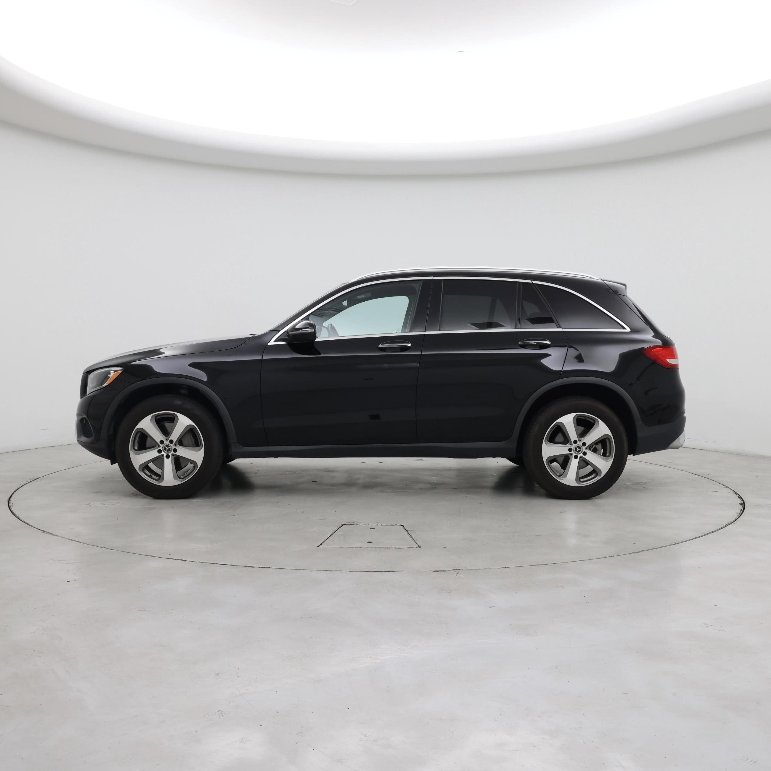 Thumbnail: 2018 Mercedes-Benz GLC - 3