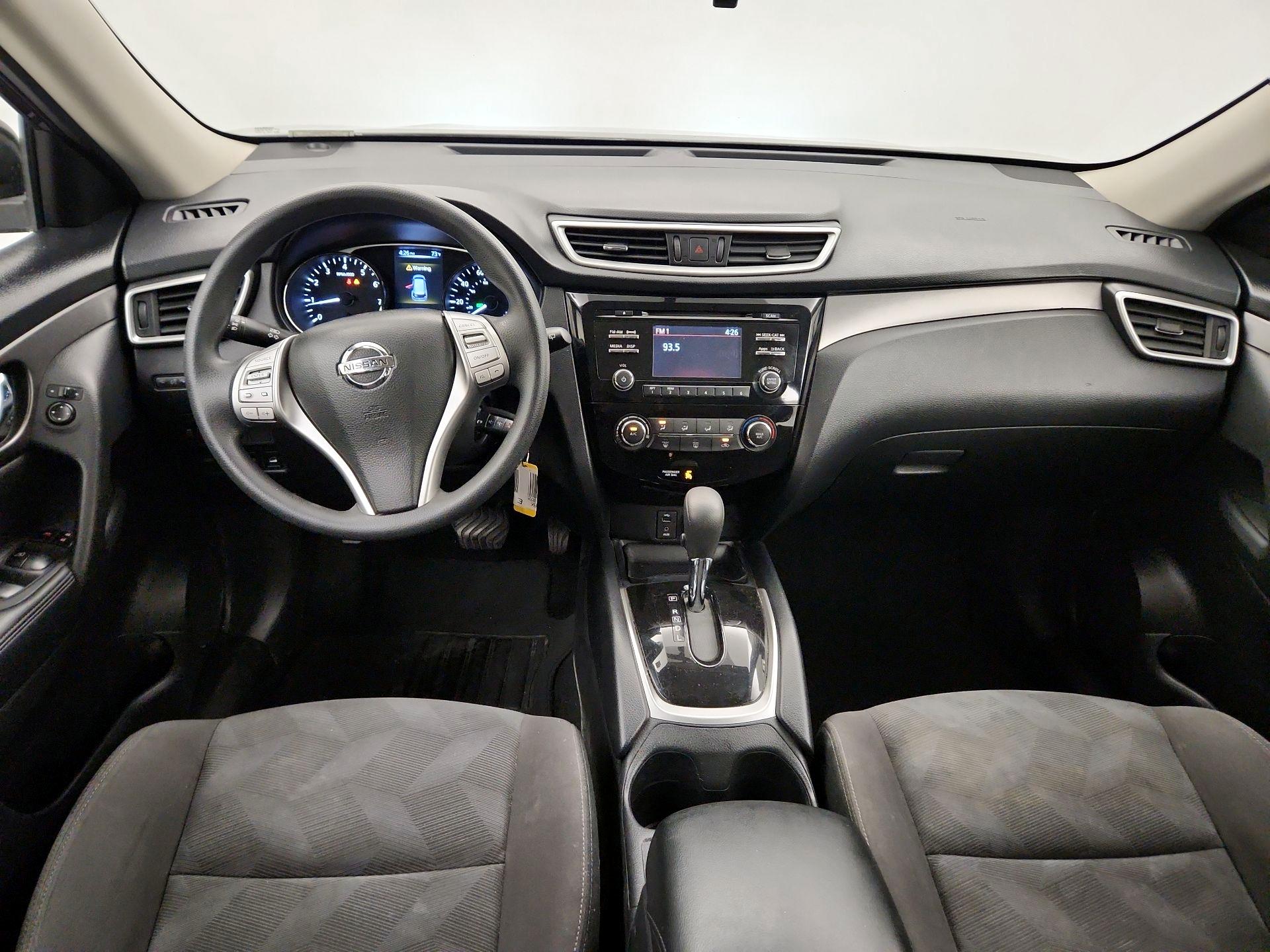 Thumbnail: 2016 Nissan Rogue - 9