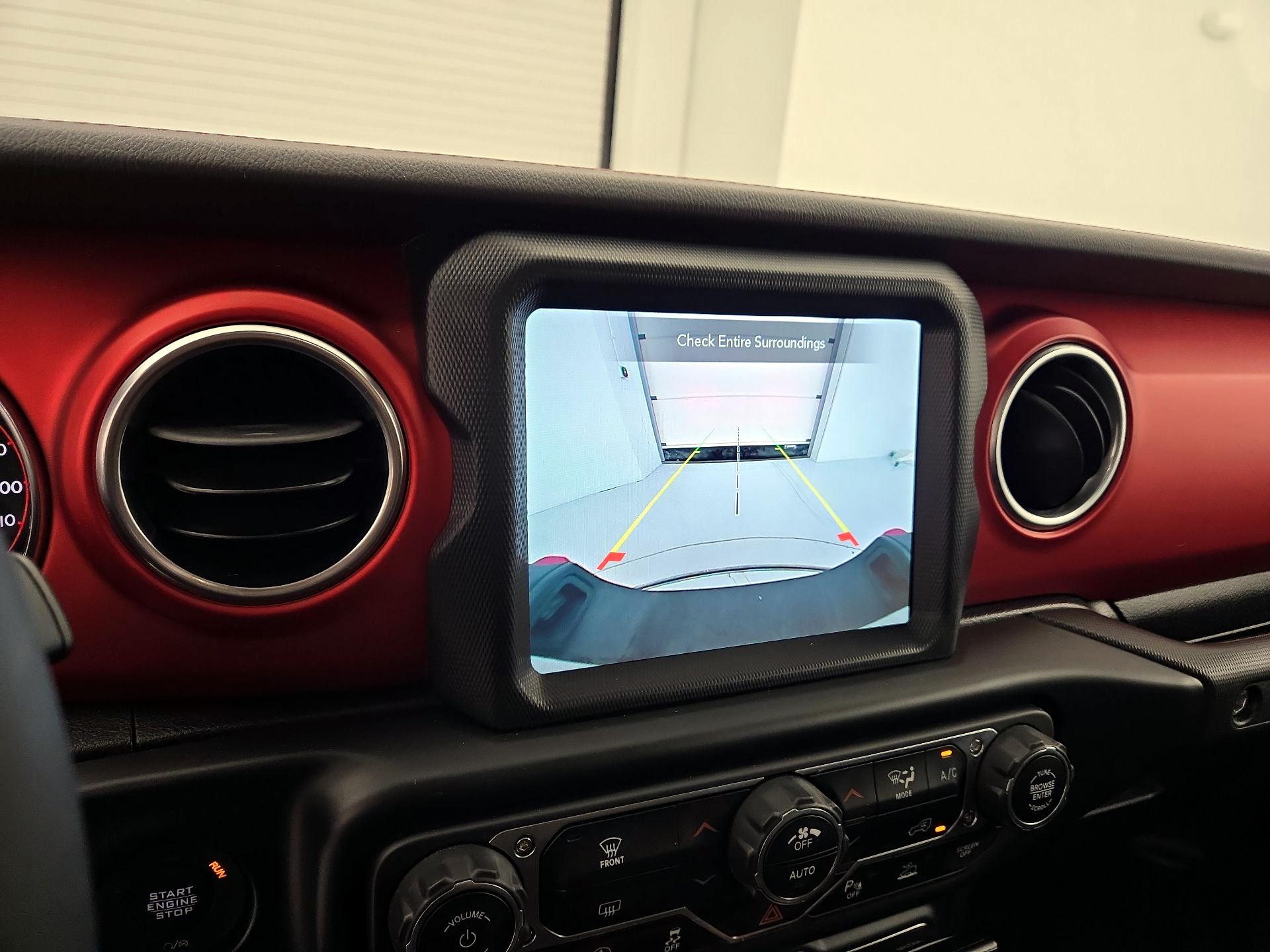 Thumbnail: 2020 Jeep Gladiator - 15