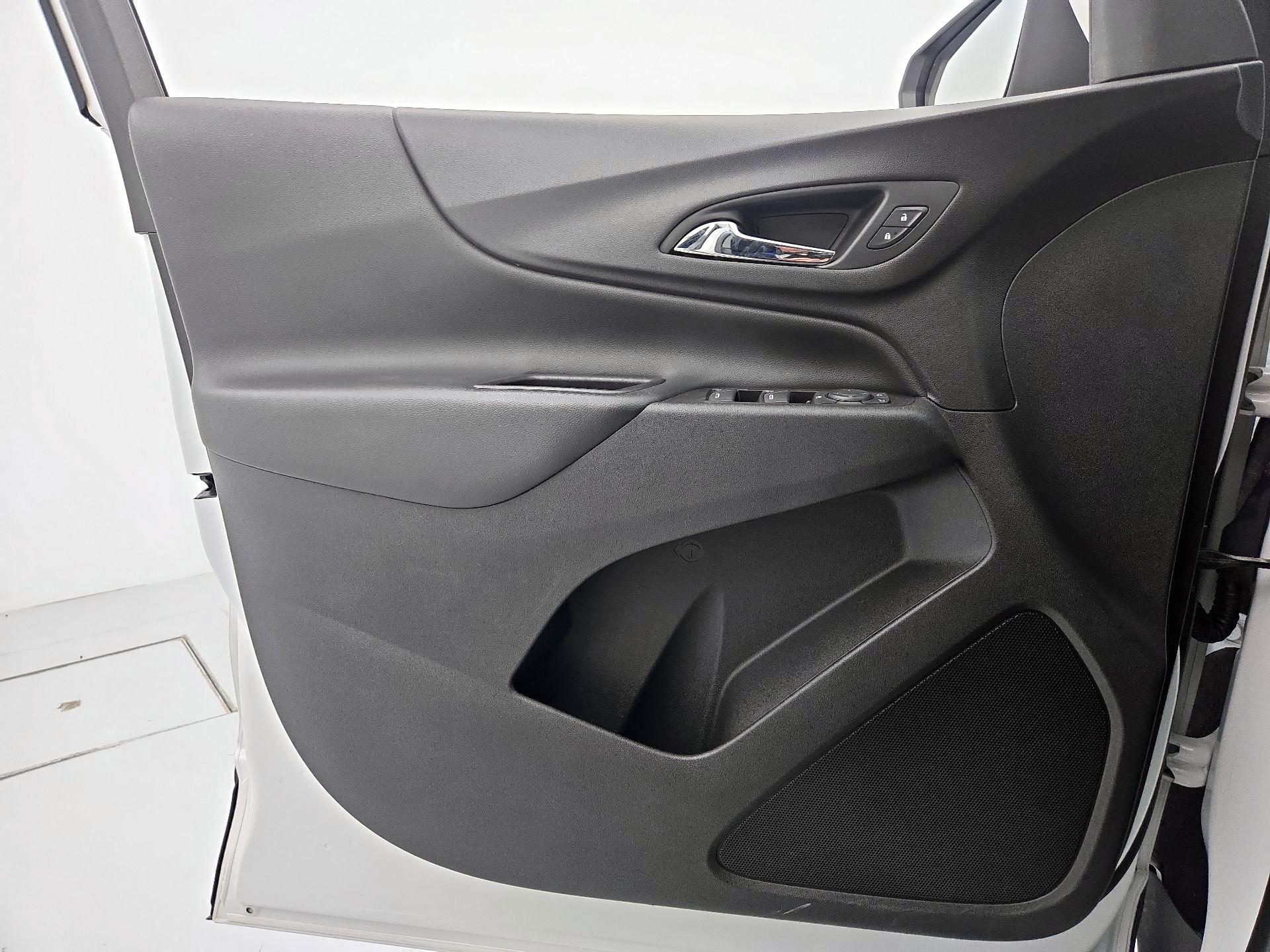Thumbnail: 2019 Chevrolet Equinox - 12