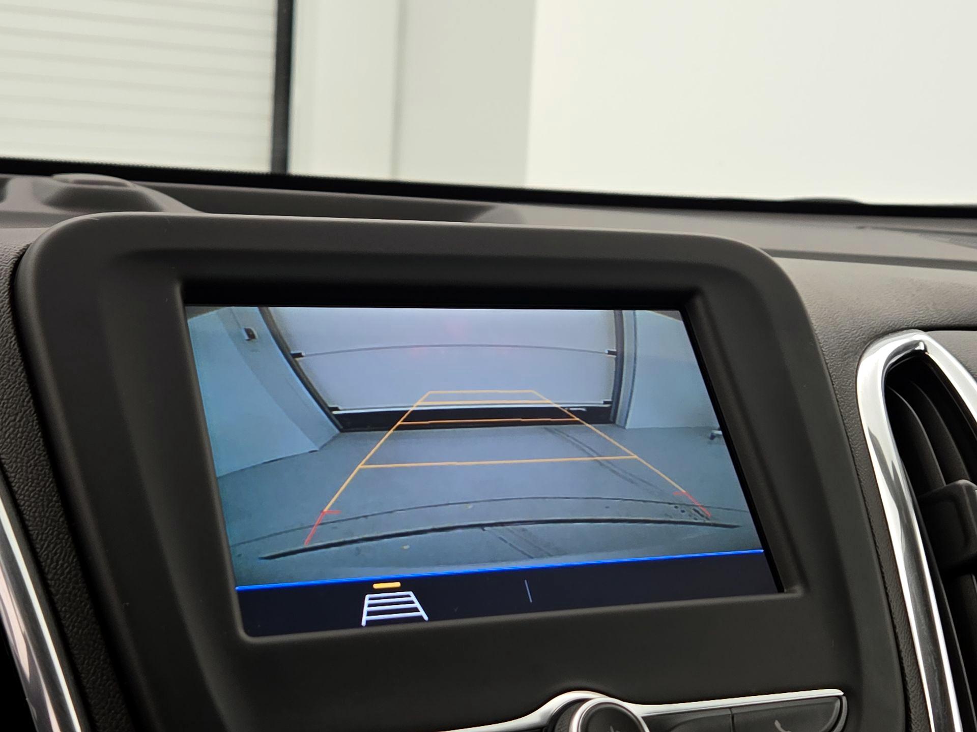 Thumbnail: 2019 Chevrolet Equinox - 14