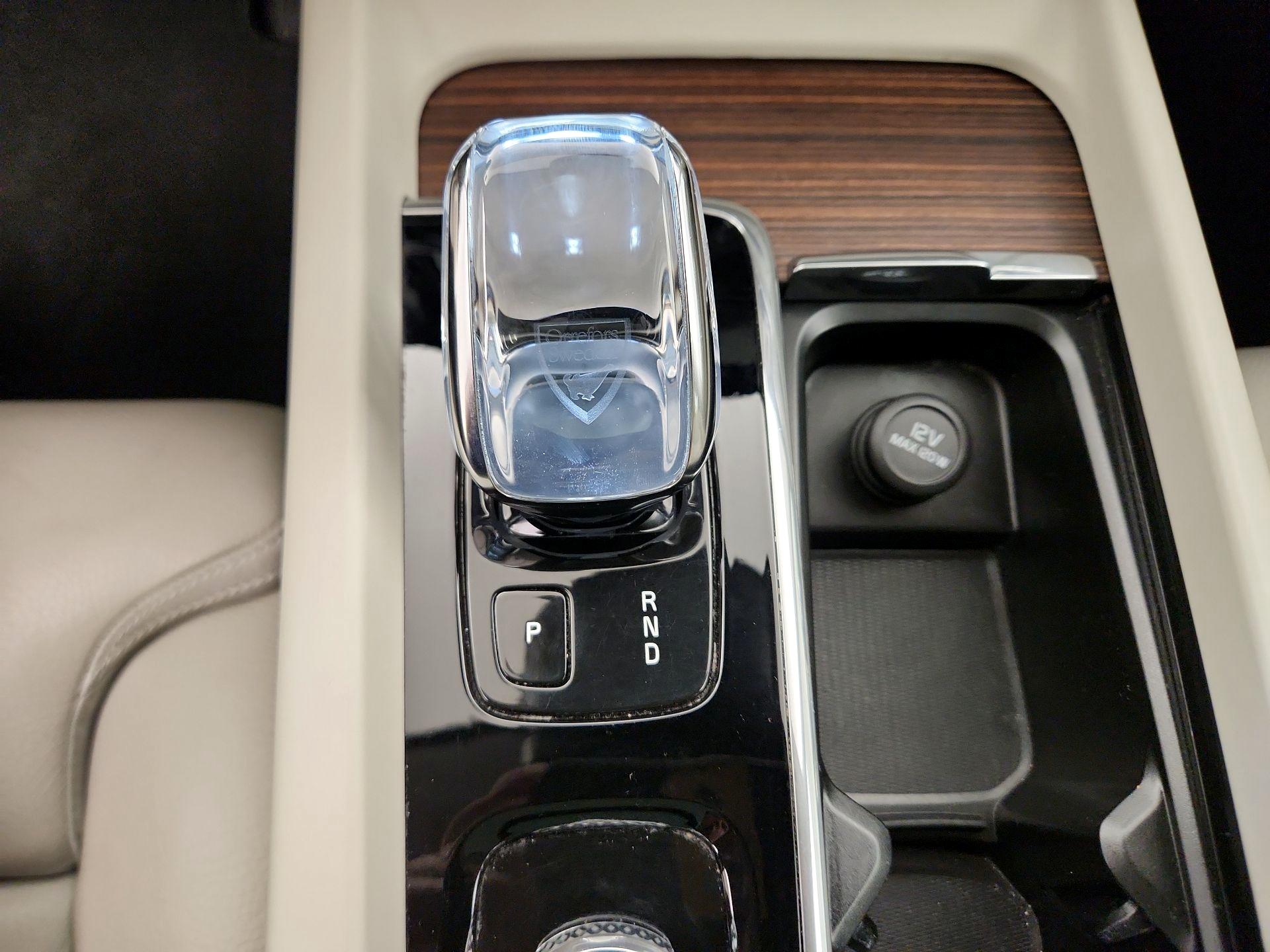 Thumbnail: 2020 Volvo XC60 - 18