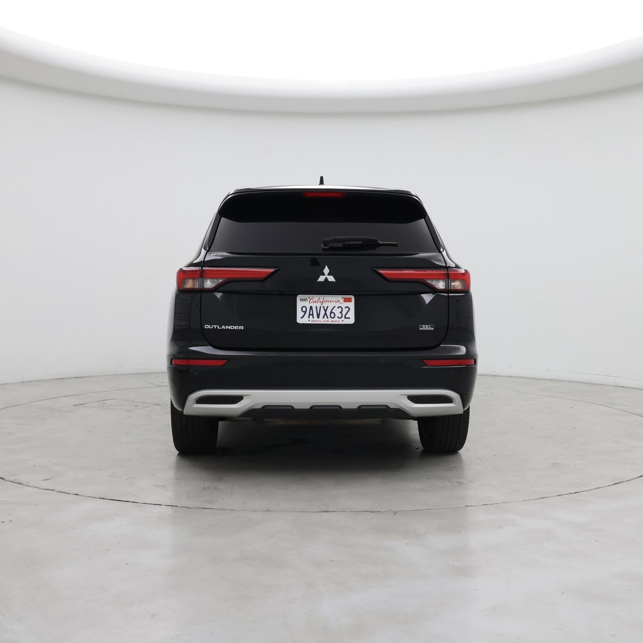 Thumbnail: 2022 Mitsubishi Outlander - 6