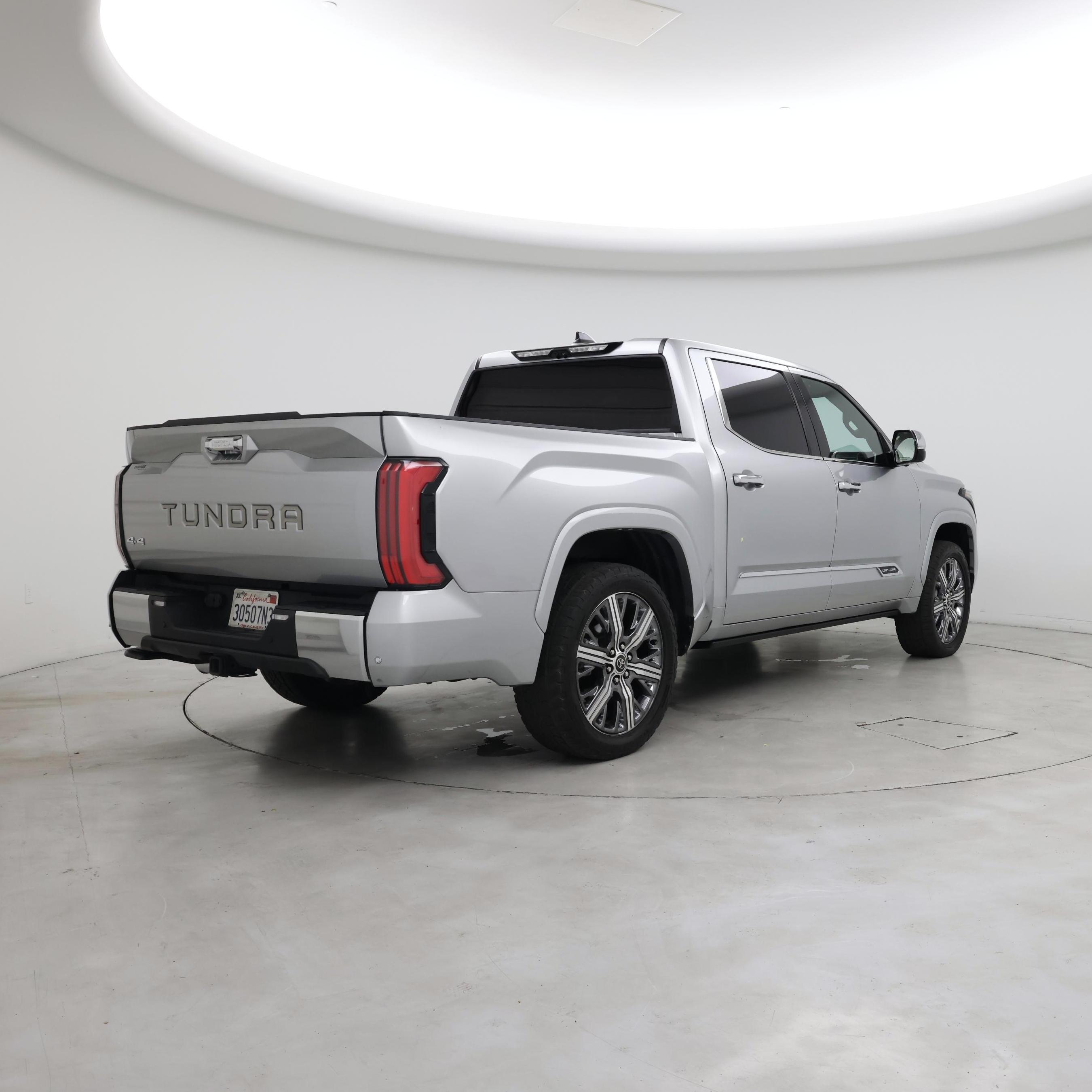 Thumbnail: 2022 Toyota Tundra - 8