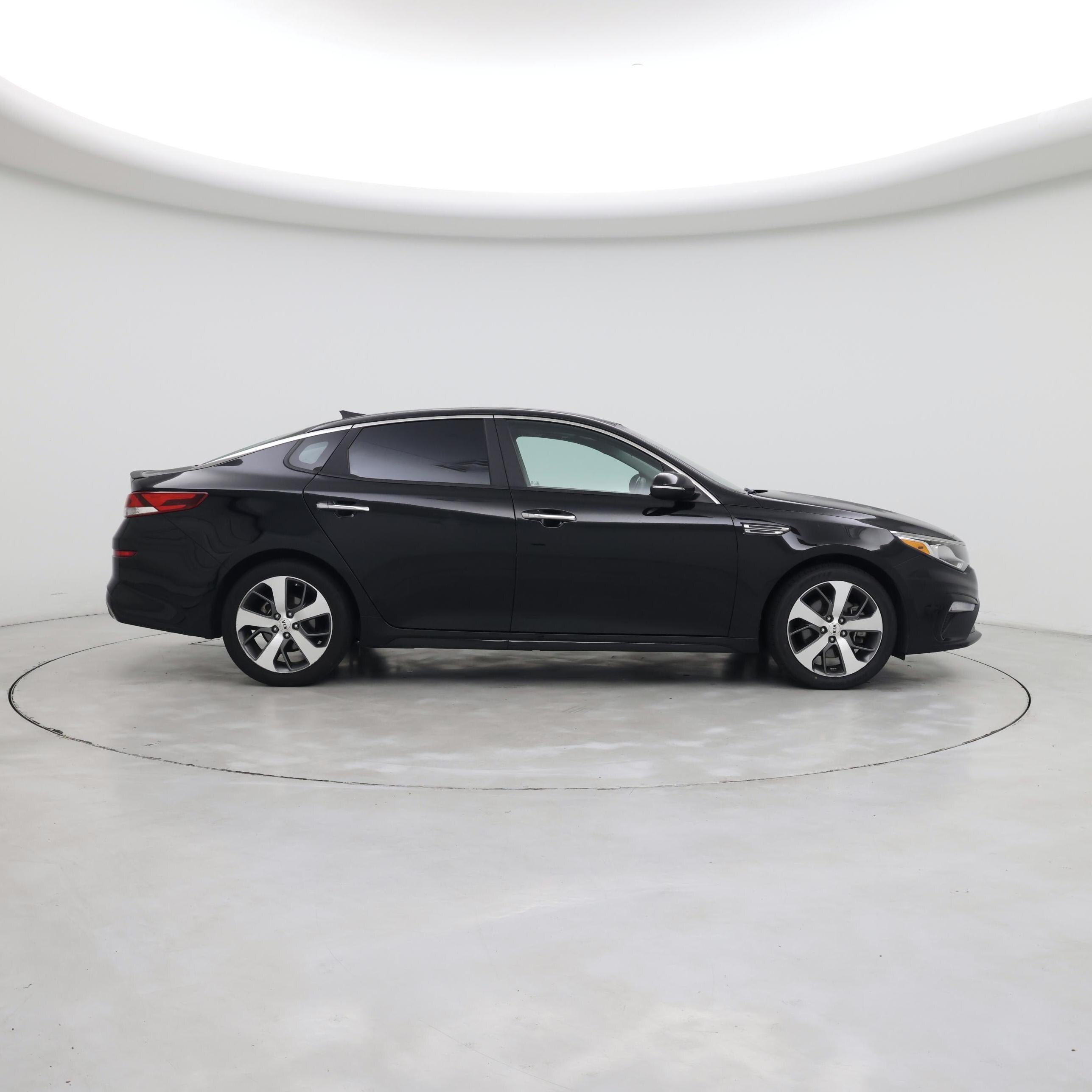 Thumbnail: 2019 Kia Optima - 7
