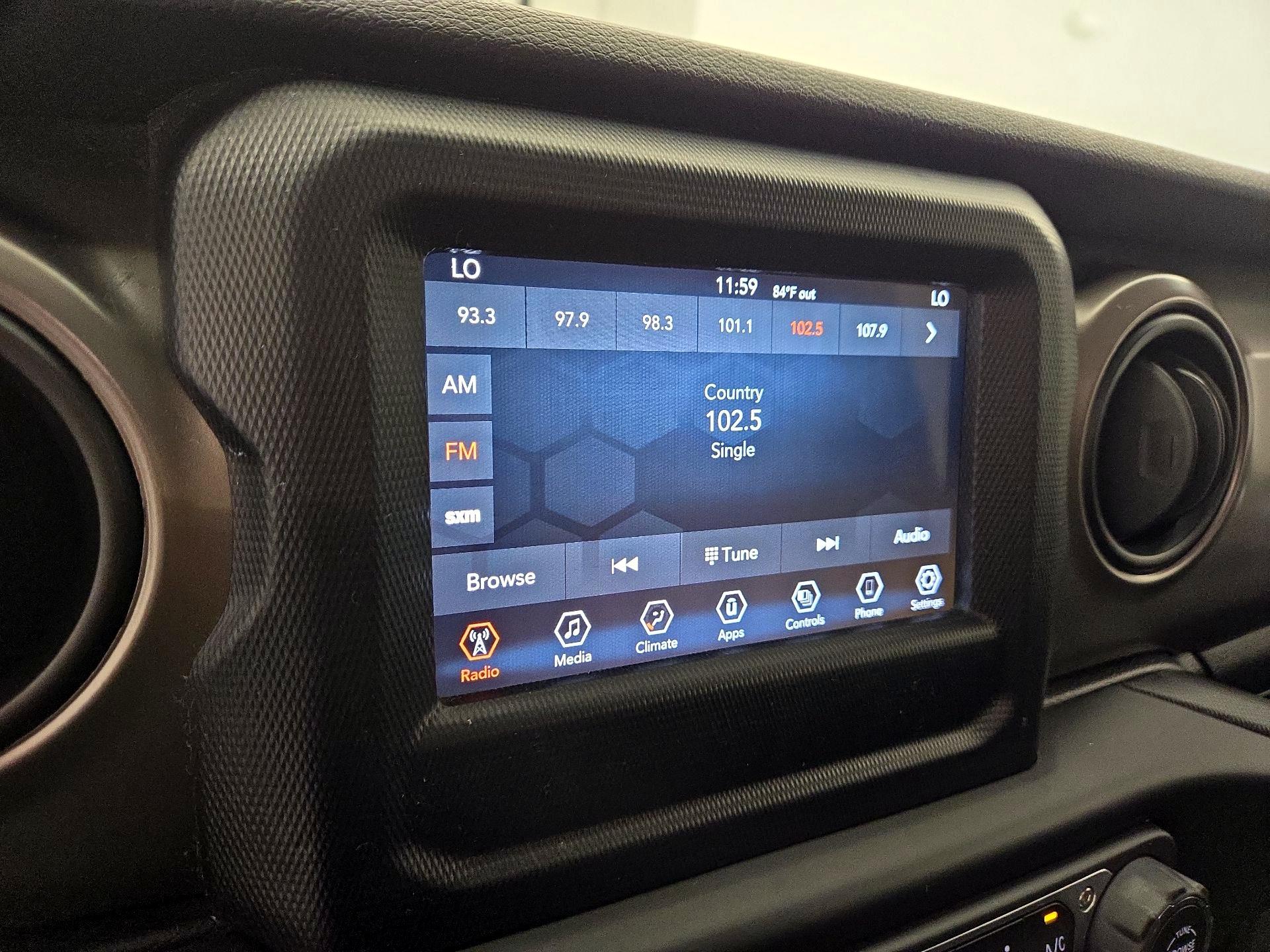 Thumbnail: 2021 Jeep Wrangler - 15