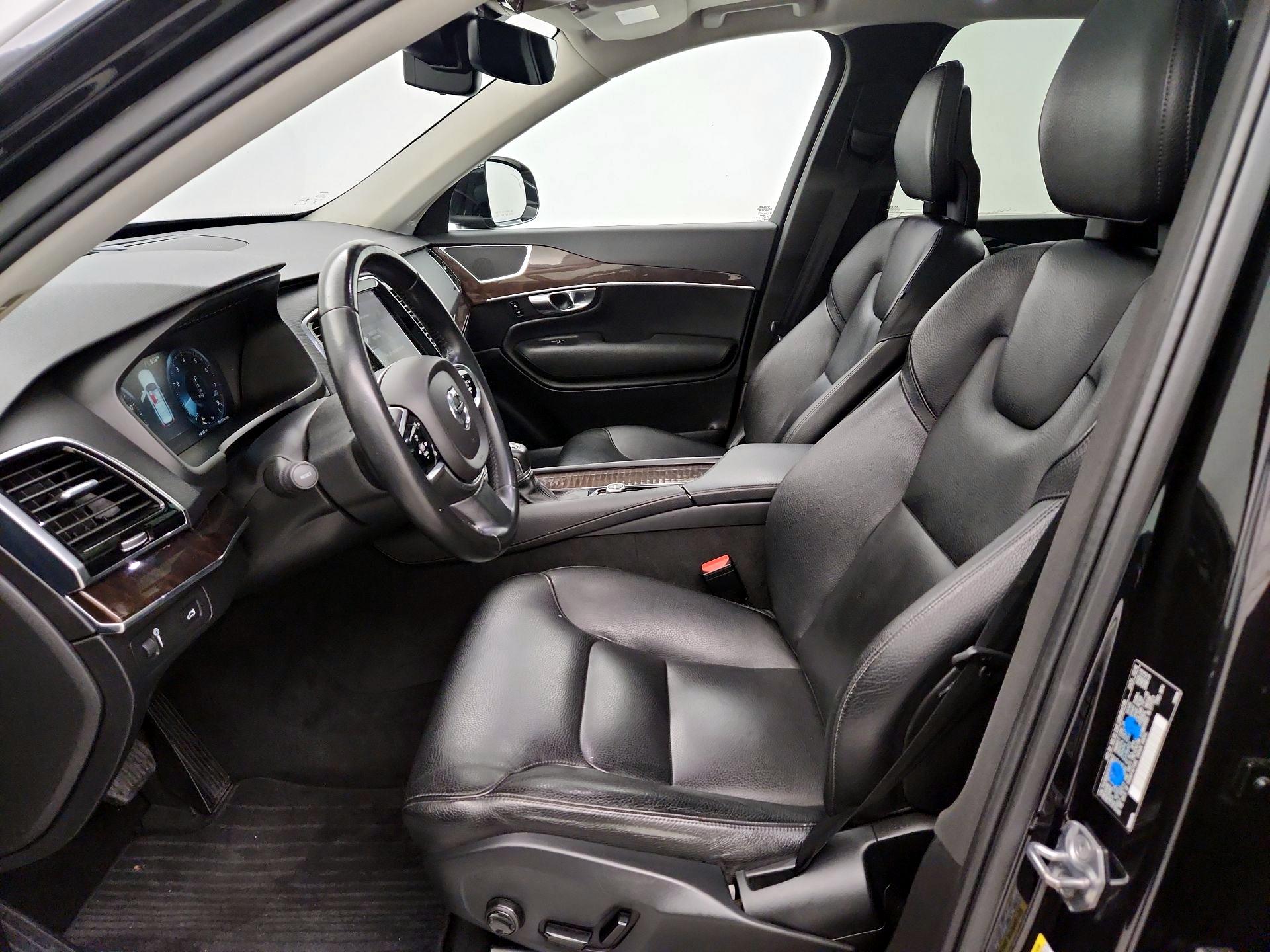 Thumbnail: 2017 Volvo XC90 - 11