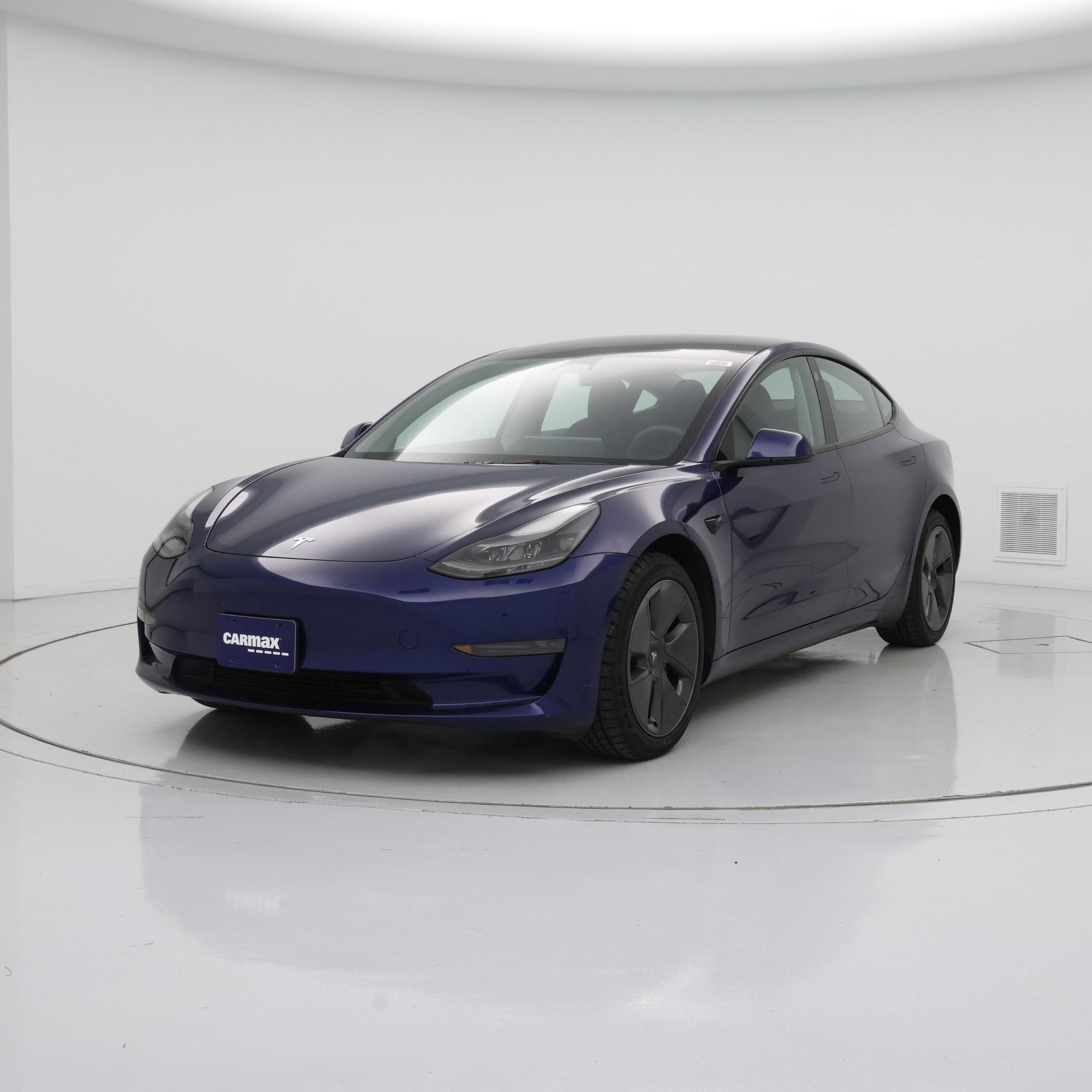 Thumbnail: 2023 Tesla Model 3 - 4