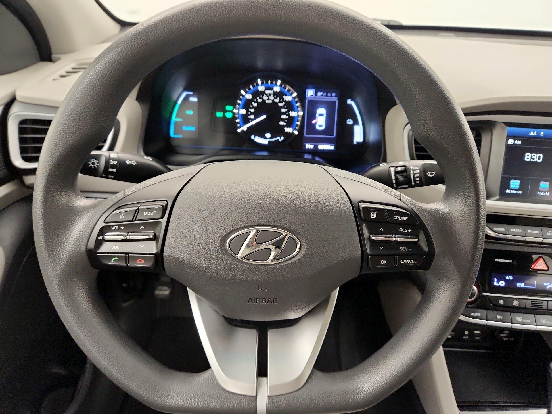 Thumbnail: 2019 Hyundai Ioniq - 10