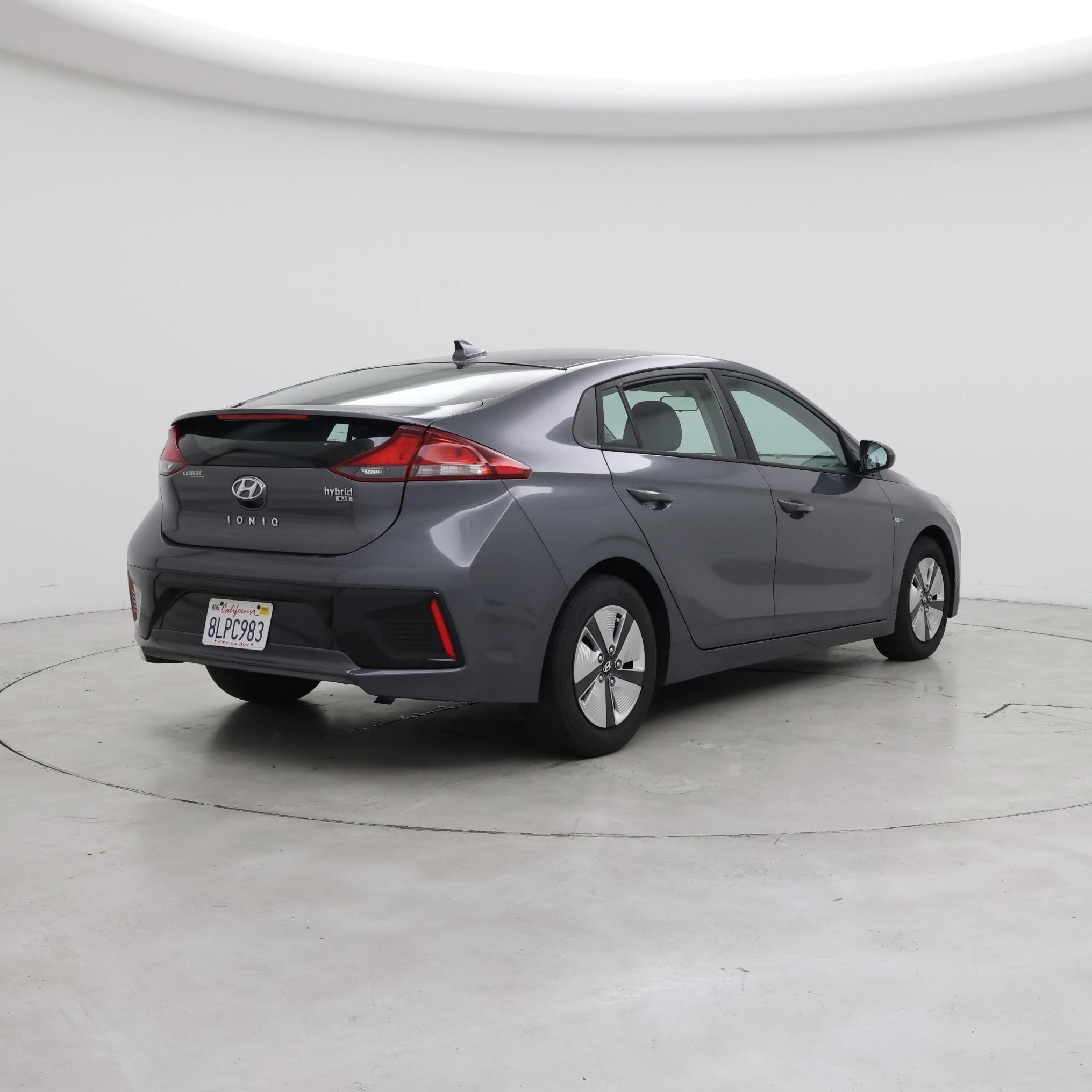 Thumbnail: 2019 Hyundai Ioniq - 8