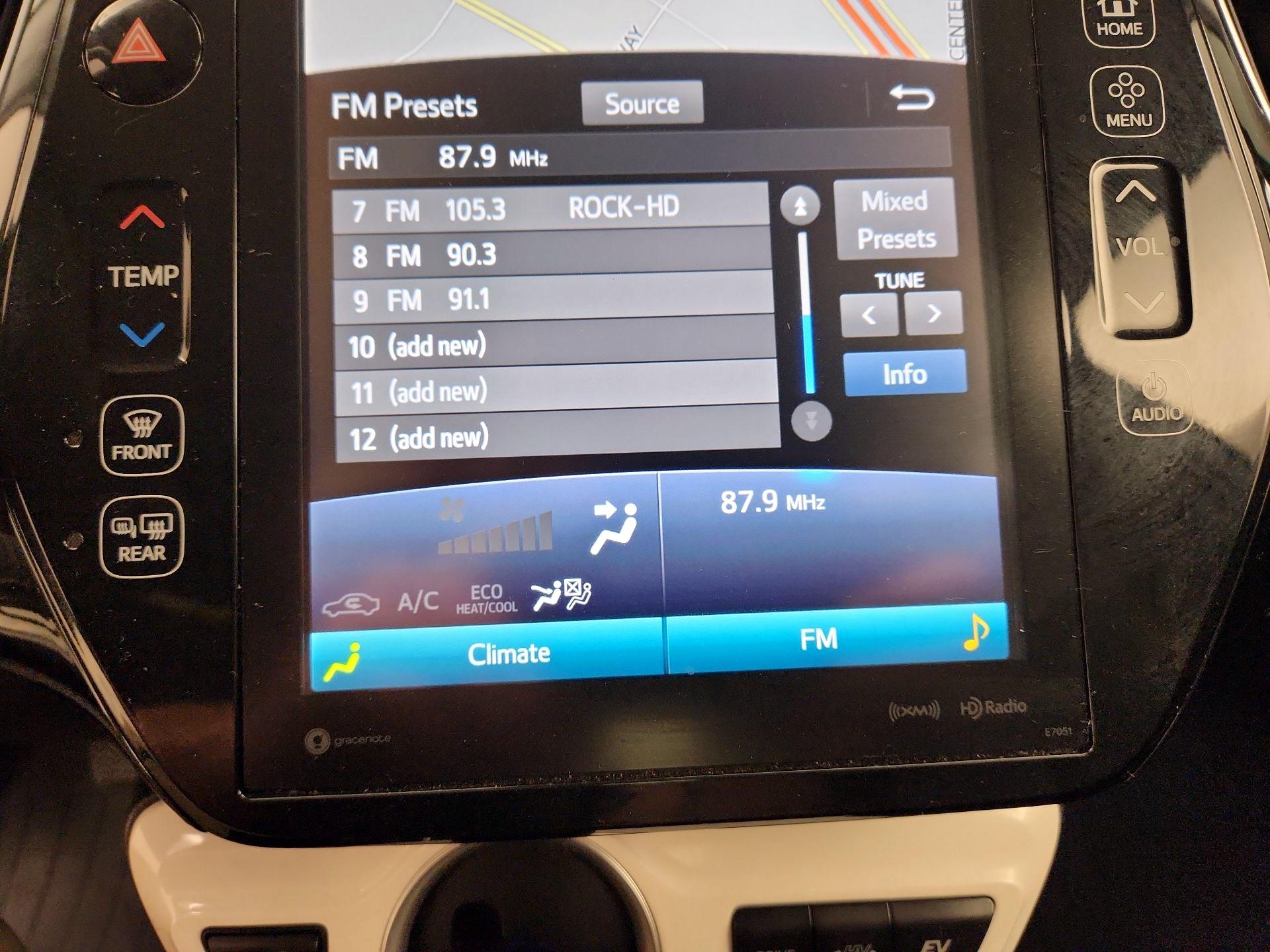 Thumbnail: 2018 Toyota Prius Prime - 16