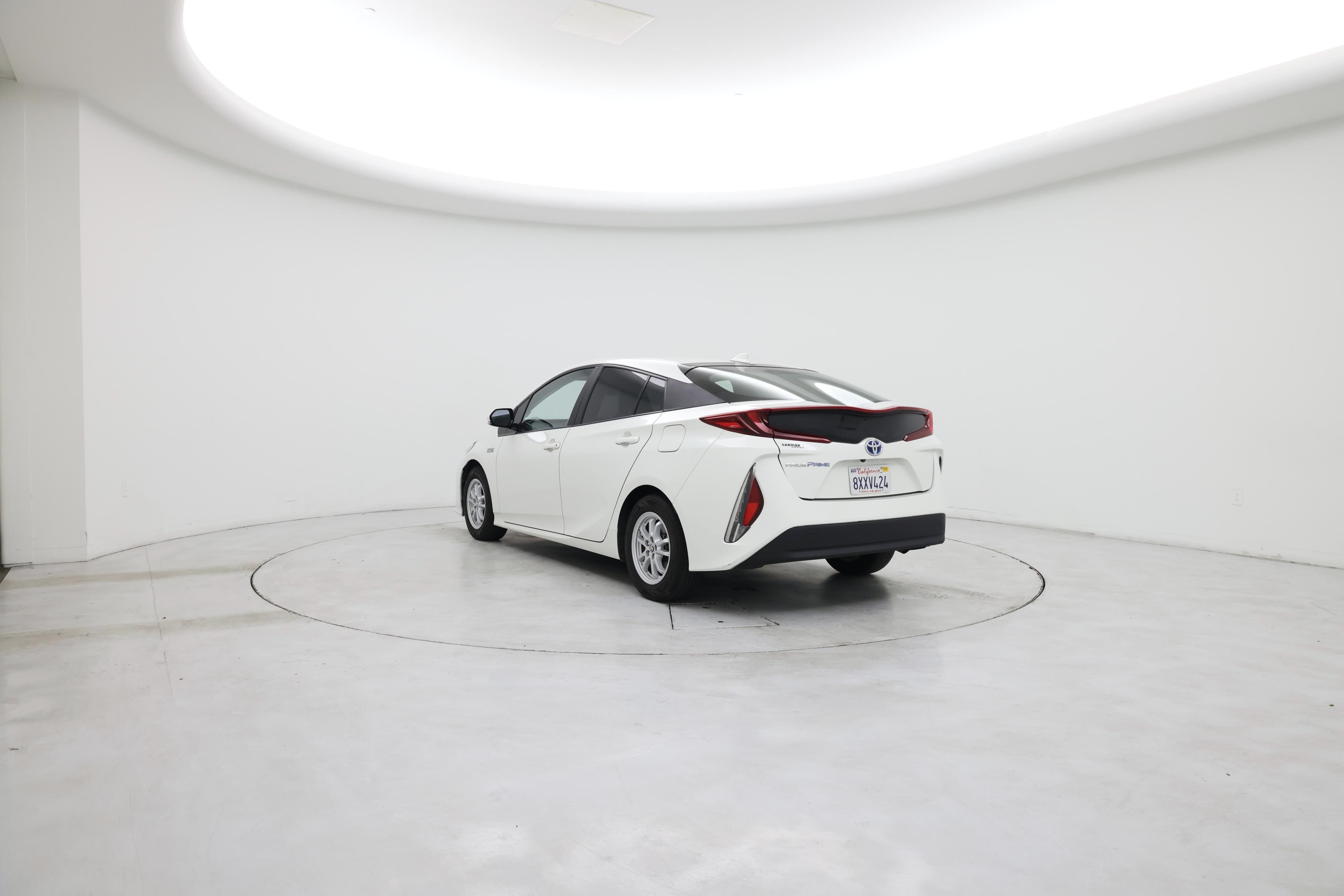 Thumbnail: 2018 Toyota Prius Prime - 2