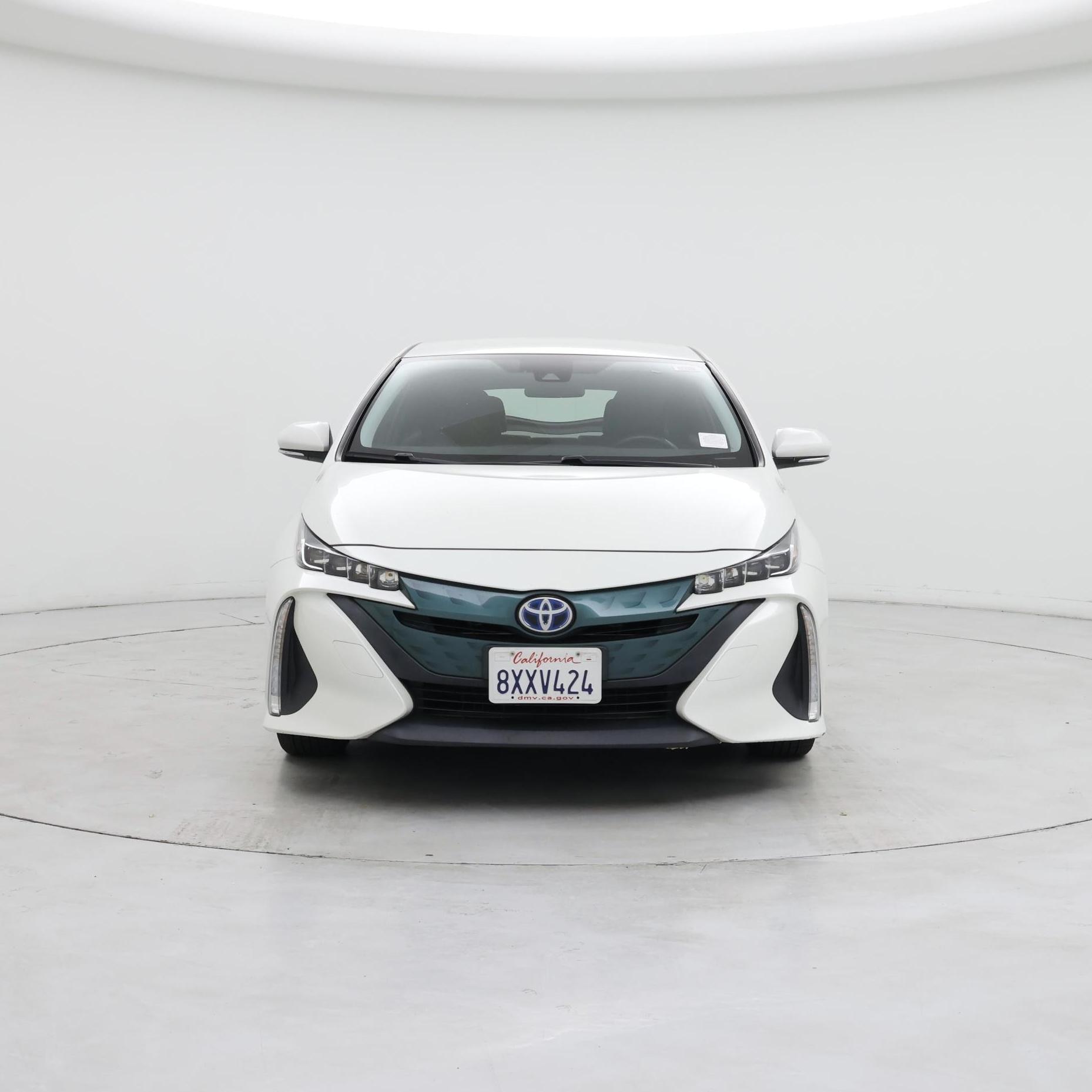 Thumbnail: 2018 Toyota Prius Prime - 5