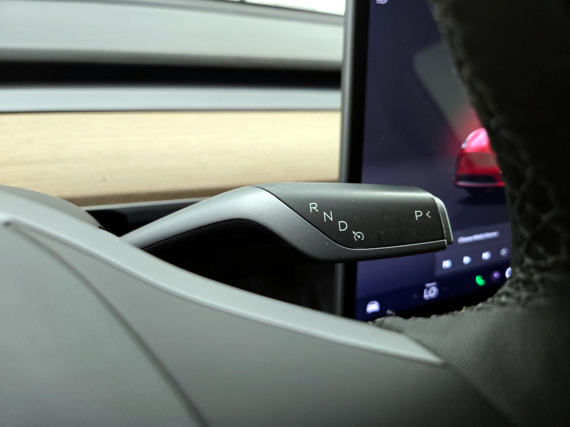 Thumbnail: 2022 Tesla Model Y - 17