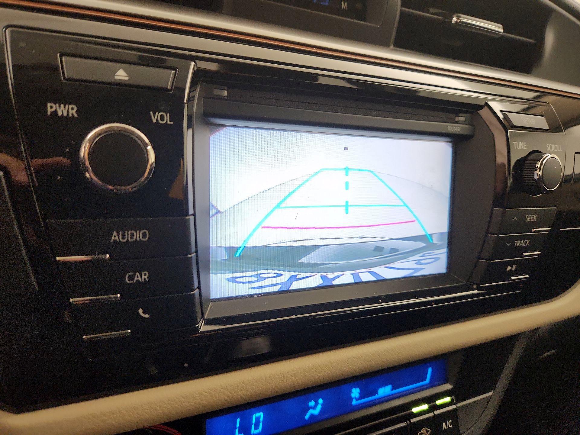 Thumbnail: 2014 Toyota Corolla - 14